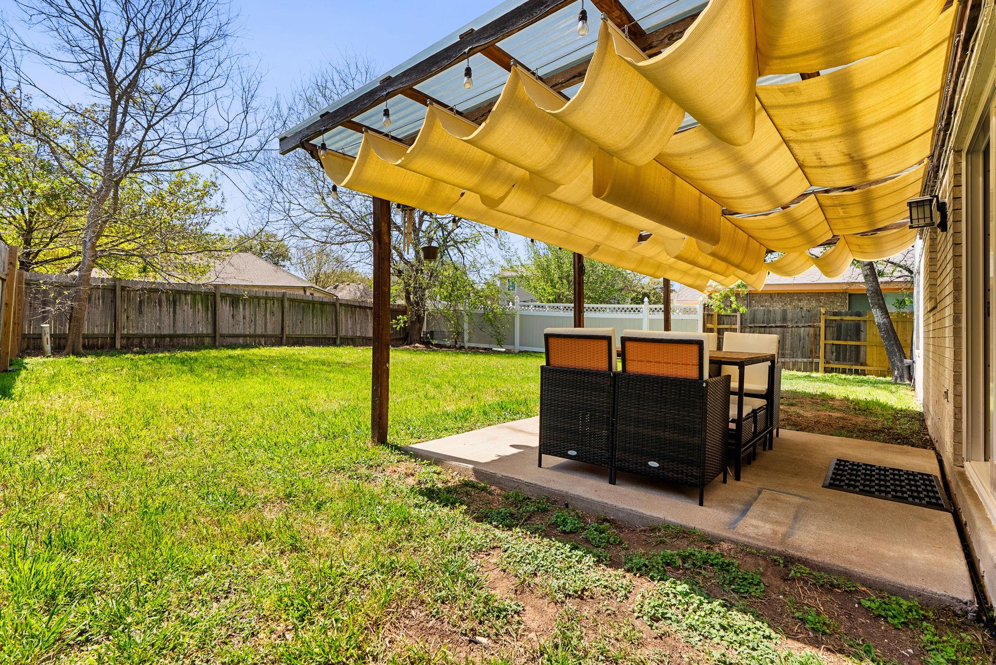 7906 Briarton Dr, Austin, TX 78747