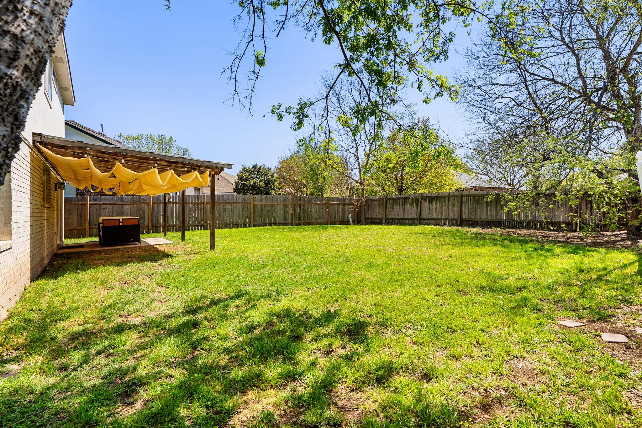 7906 Briarton Dr, Austin, TX 78747