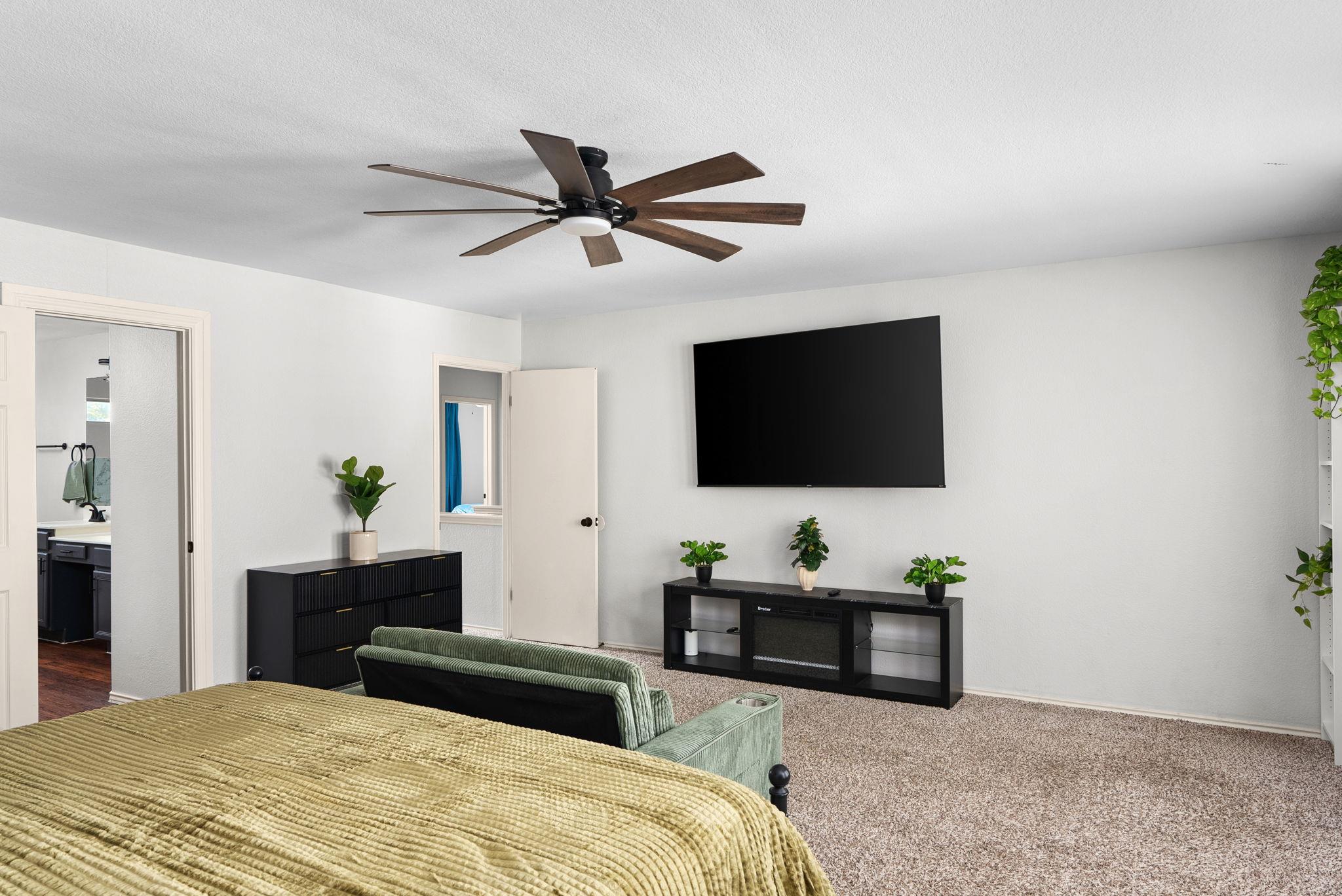 7906 Briarton Dr, Austin, TX 78747