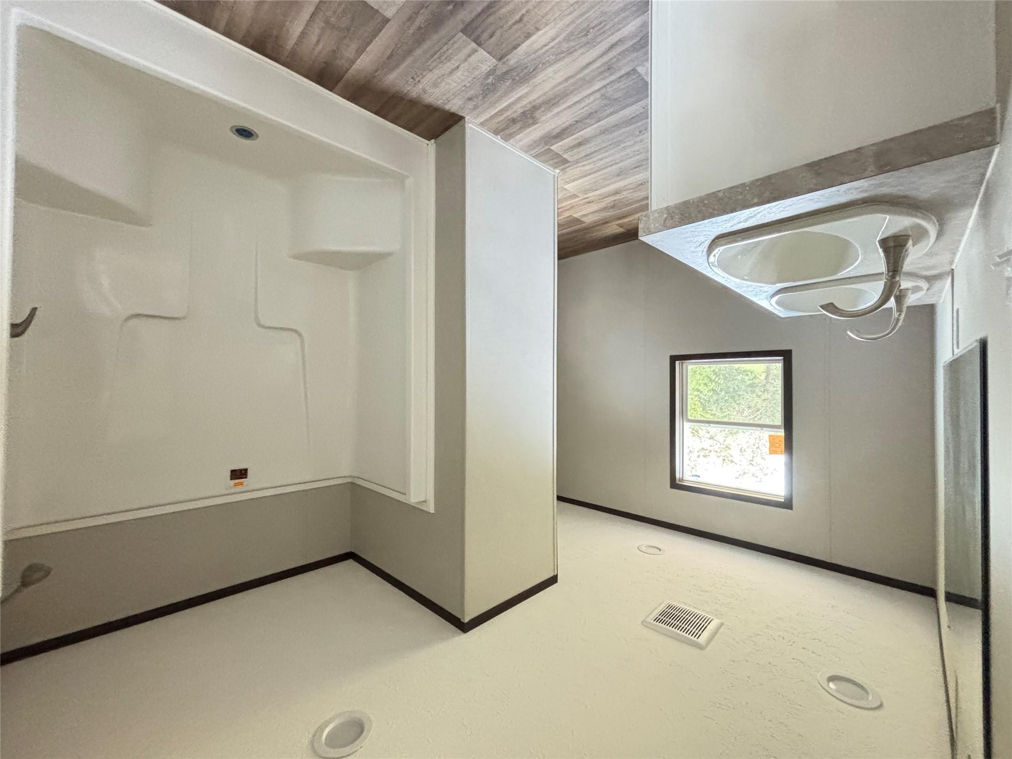 277 Elm Forest Loop # #B, Cedar Creek, TX 78612