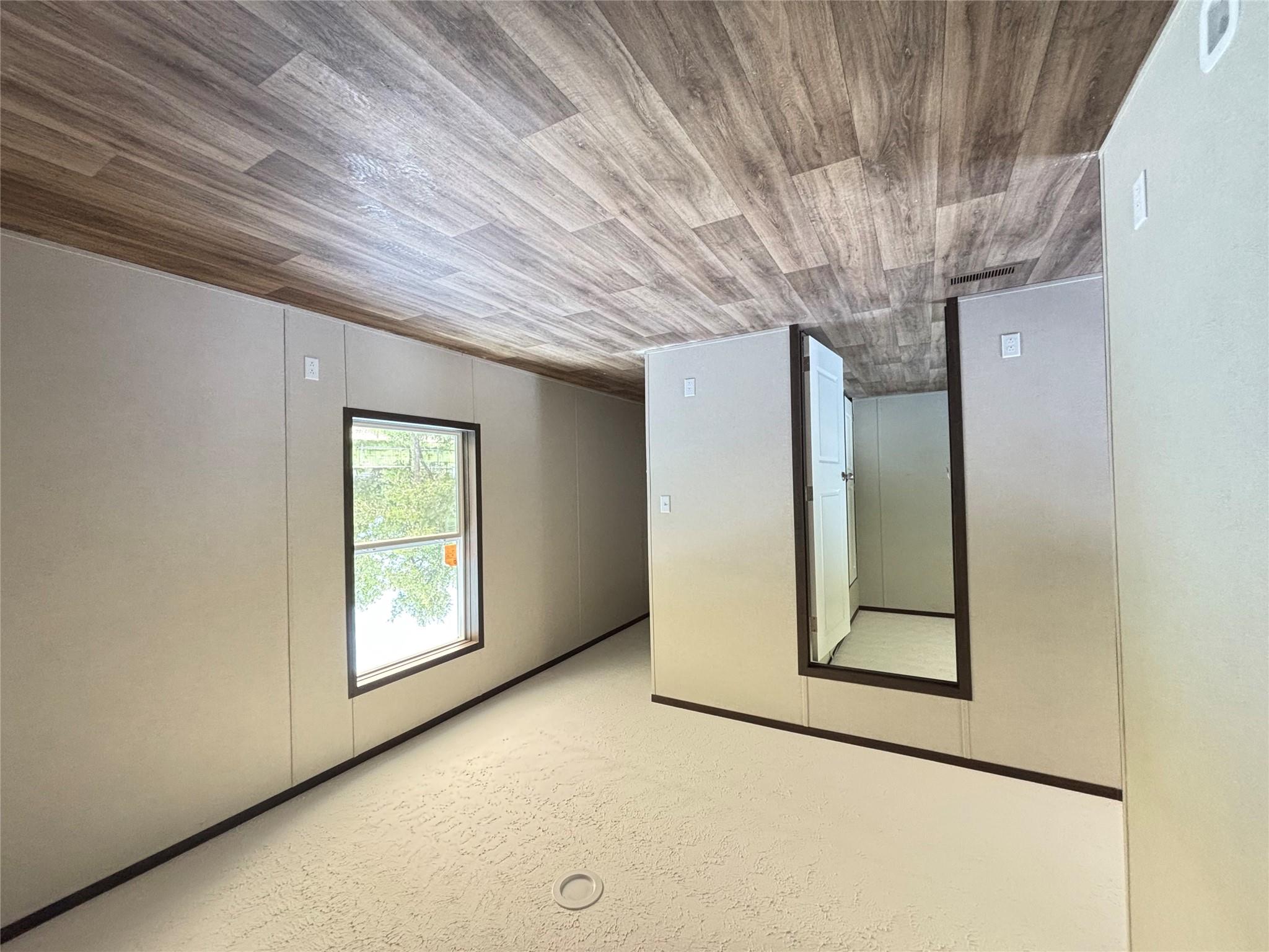 277 Elm Forest Loop # #B, Cedar Creek, TX 78612