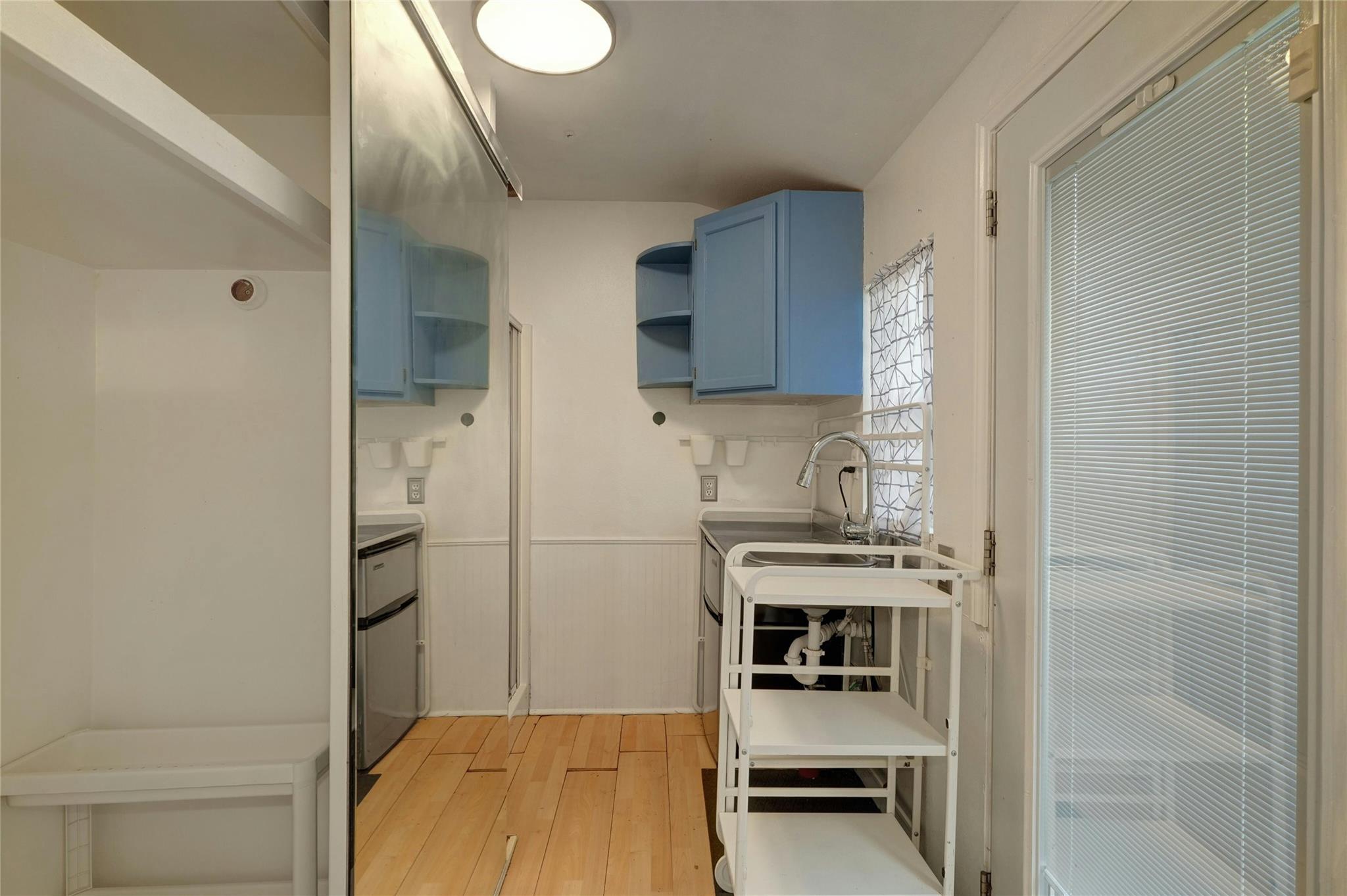 904 E 55th 1/2 St, Austin, TX 78751