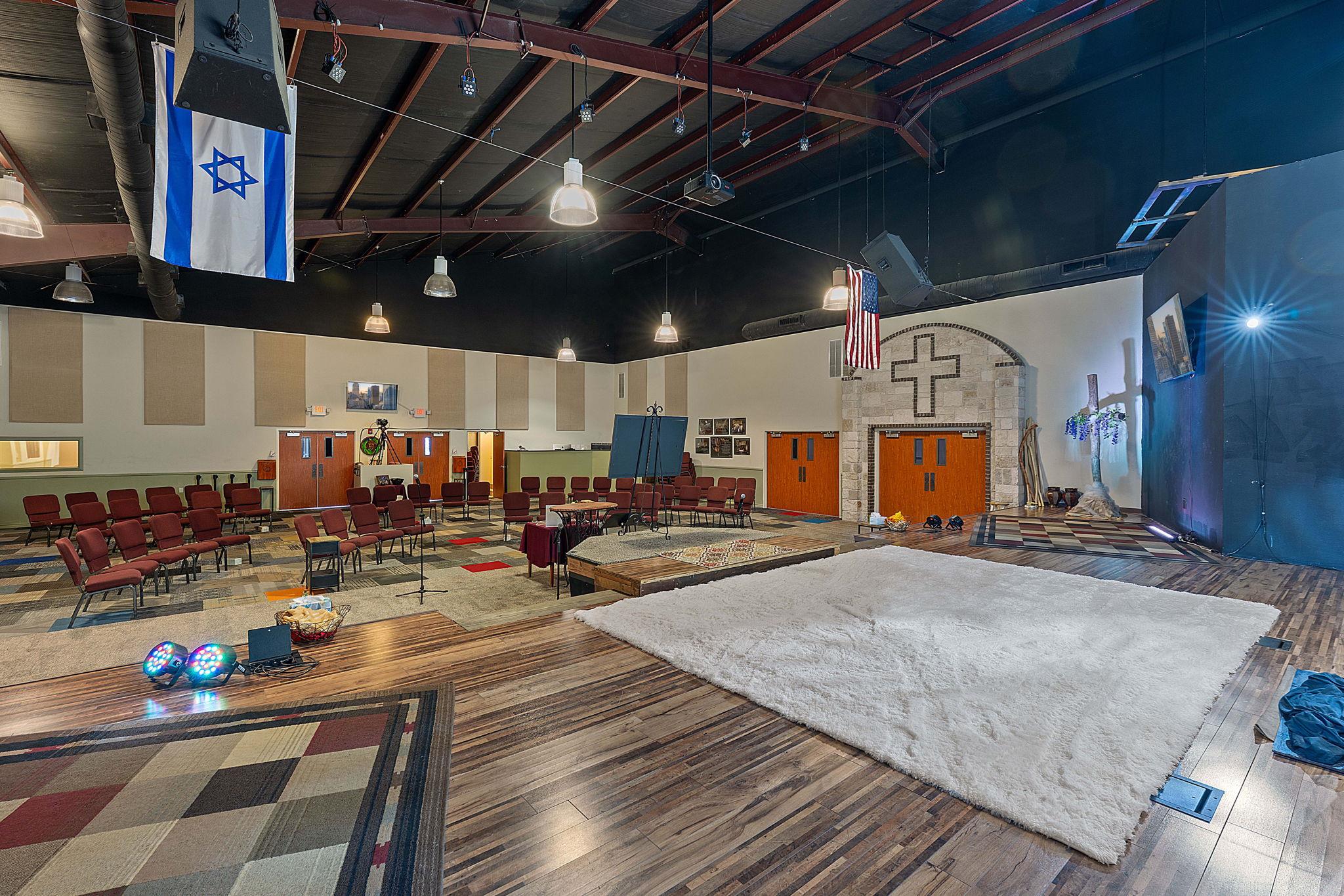 2401 N US HWY 281 Highway, Burnet, TX 78611