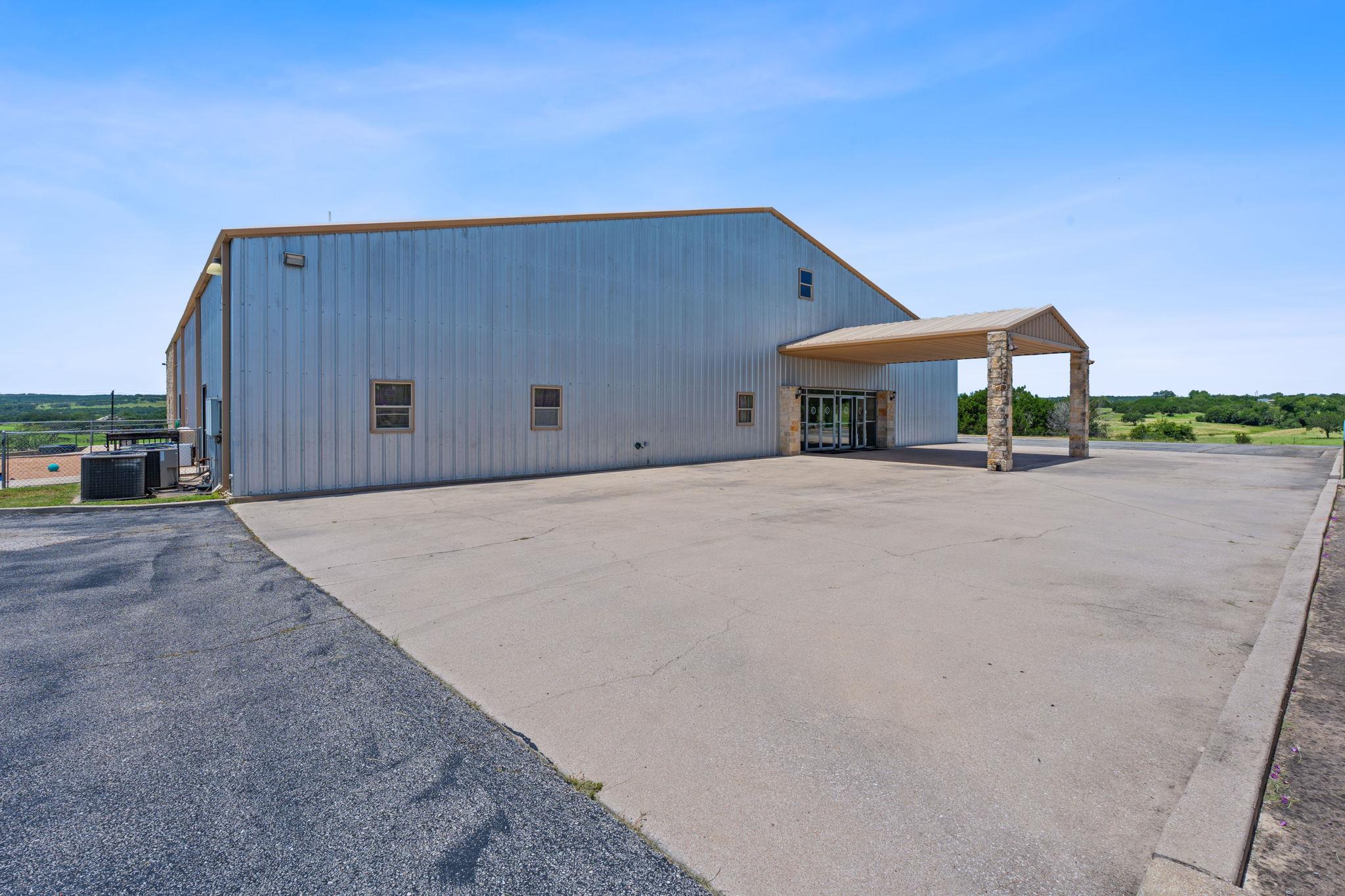 2401 N US HWY 281 Highway, Burnet, TX 78611