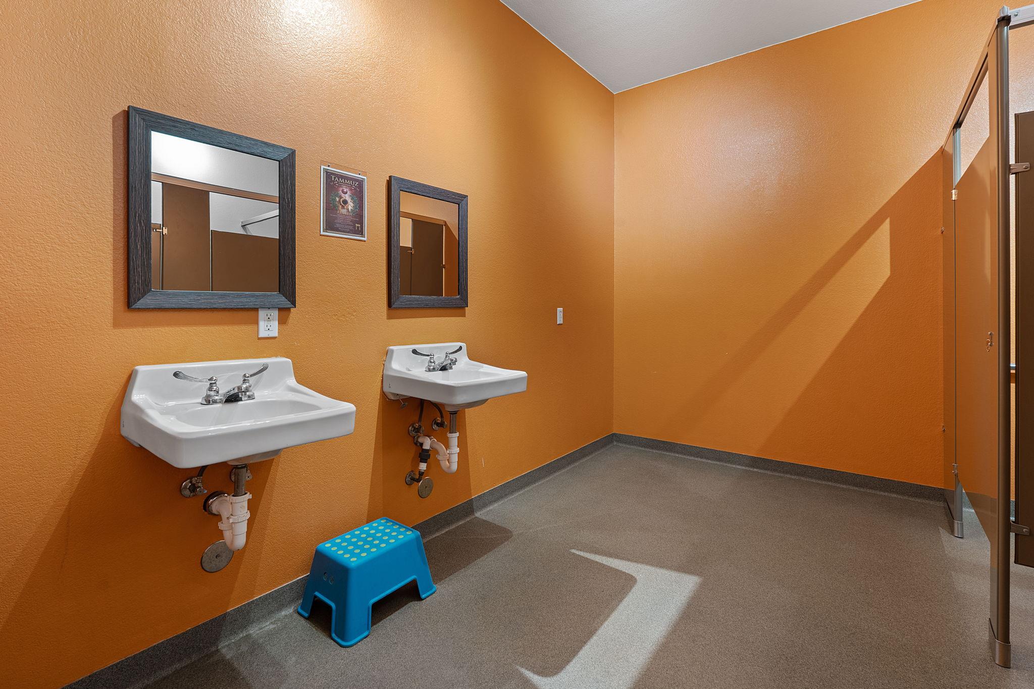 2401 N US HWY 281 Highway, Burnet, TX 78611