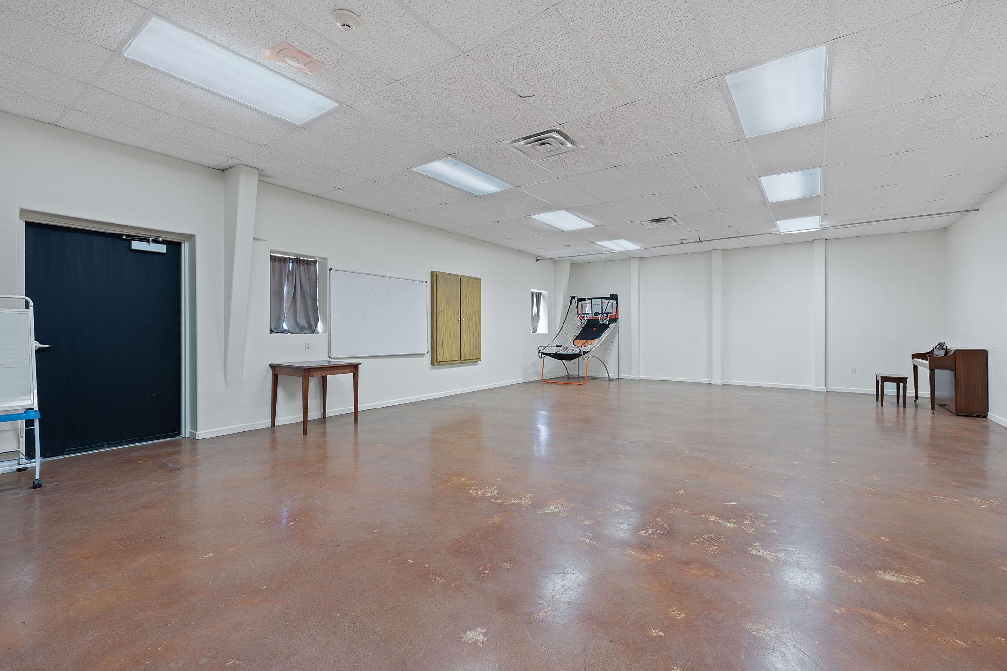 2401 N US HWY 281 Highway, Burnet, TX 78611
