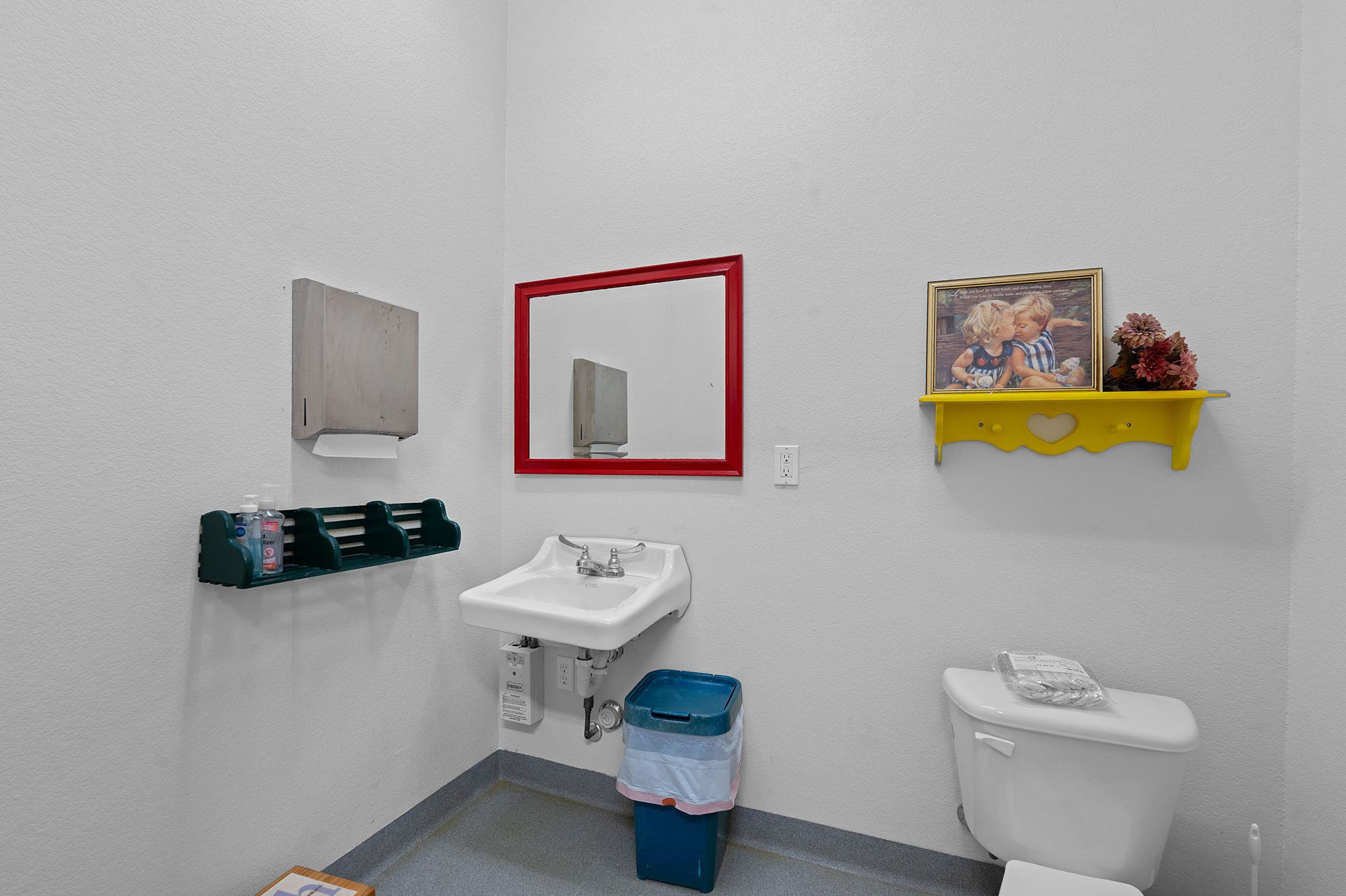 2401 N US HWY 281 Highway, Burnet, TX 78611