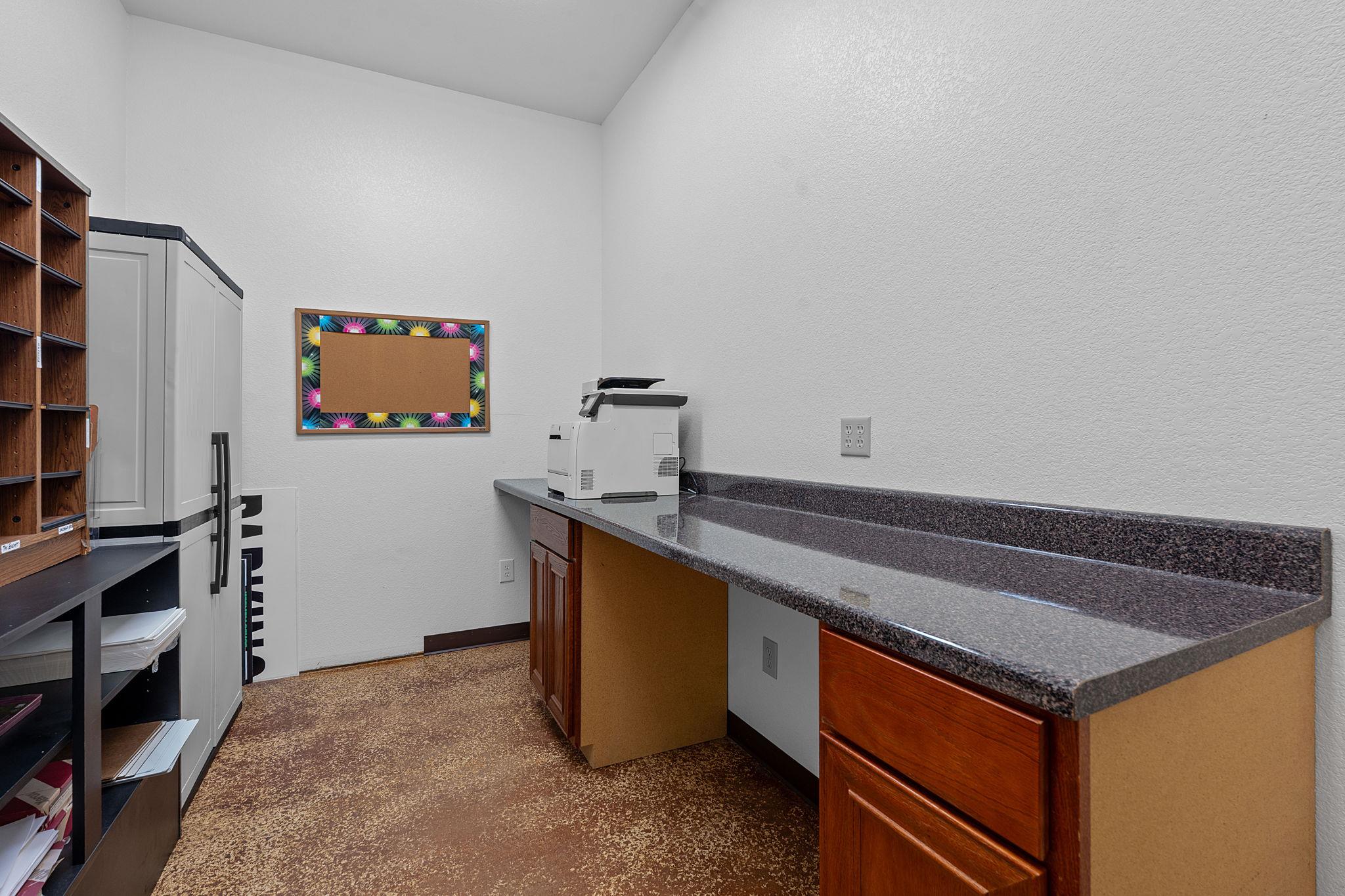 2401 N US HWY 281 Highway, Burnet, TX 78611