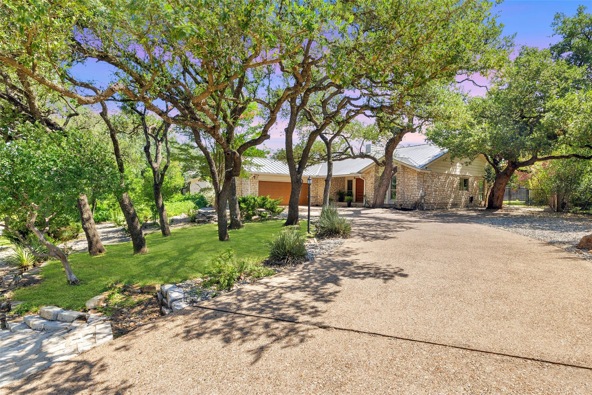 300 Explorer, Lakeway, TX 78734