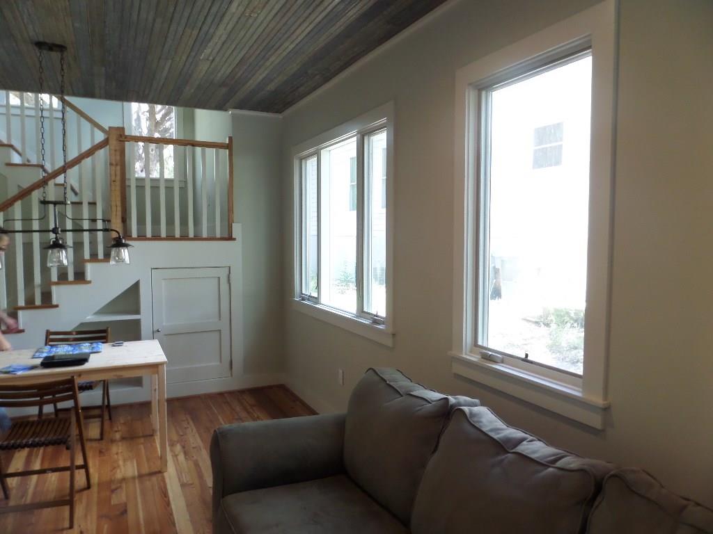 416 W Johanna St, Austin, TX 78704