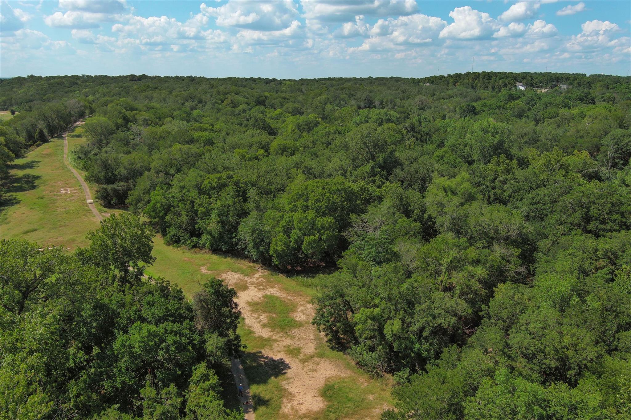 128 Kaukonahua Ln, Bastrop, TX 78602
