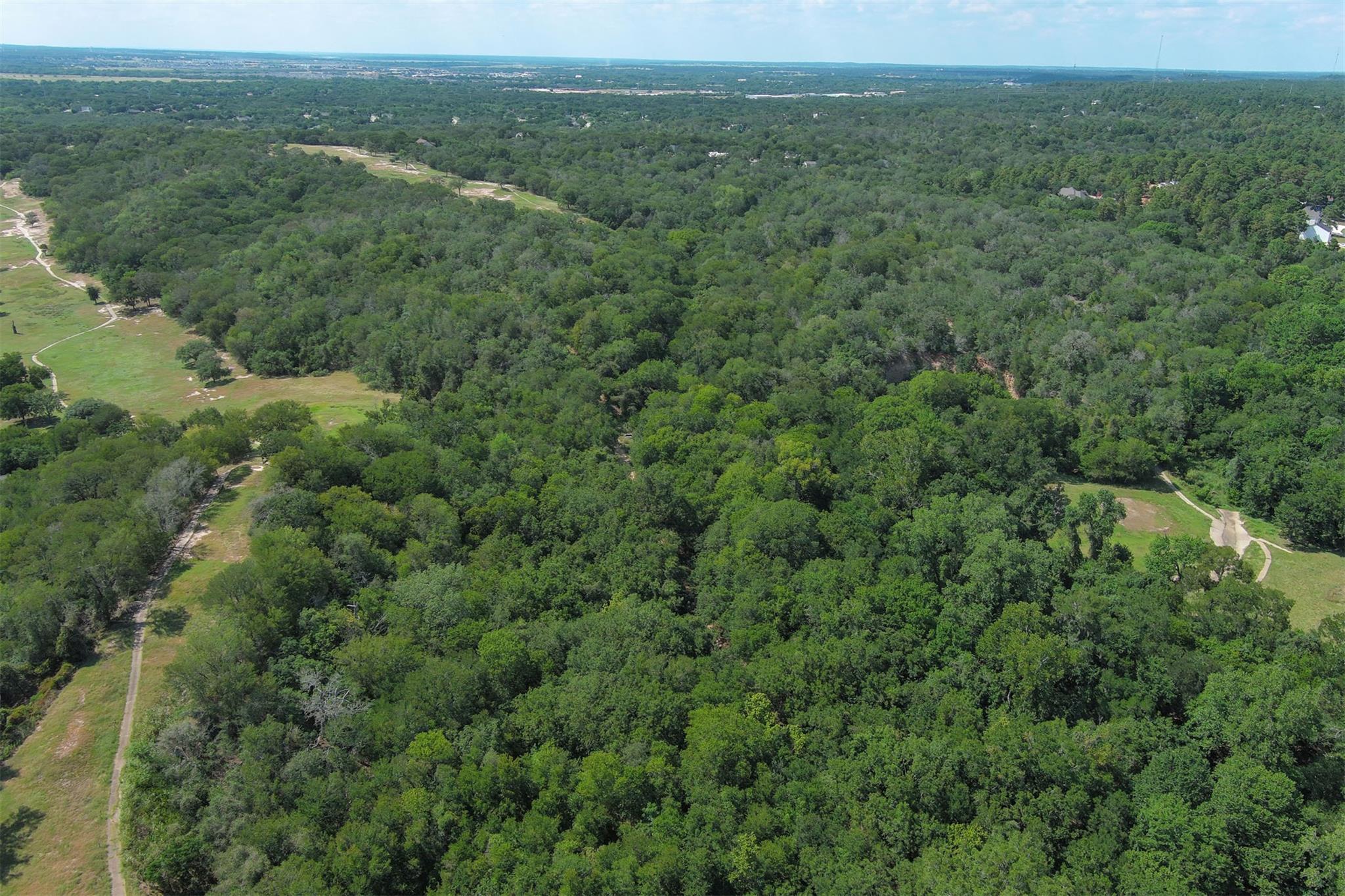 128 Kaukonahua Ln, Bastrop, TX 78602