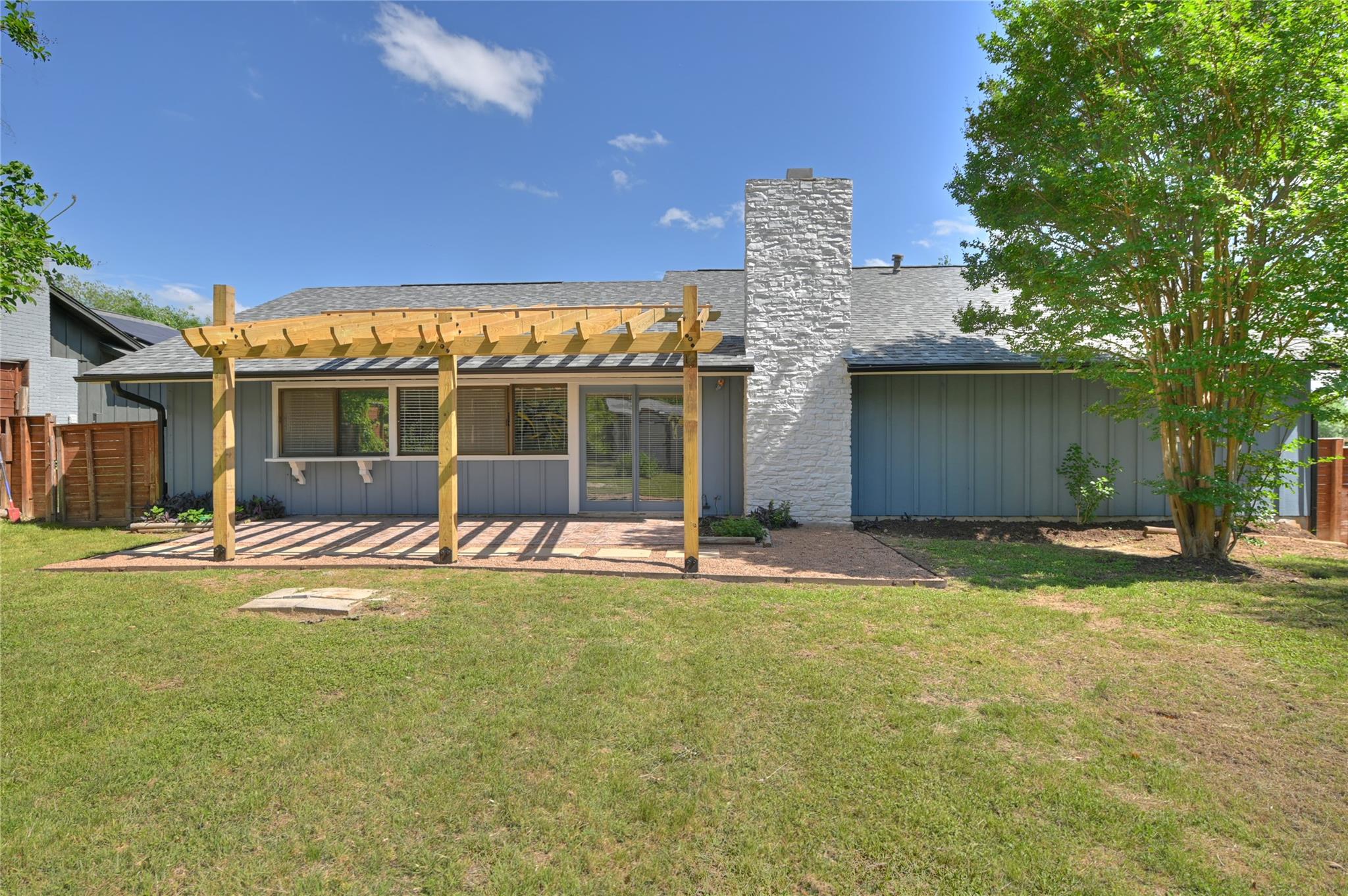 6430 Bridgewater Dr, Austin, TX 78723