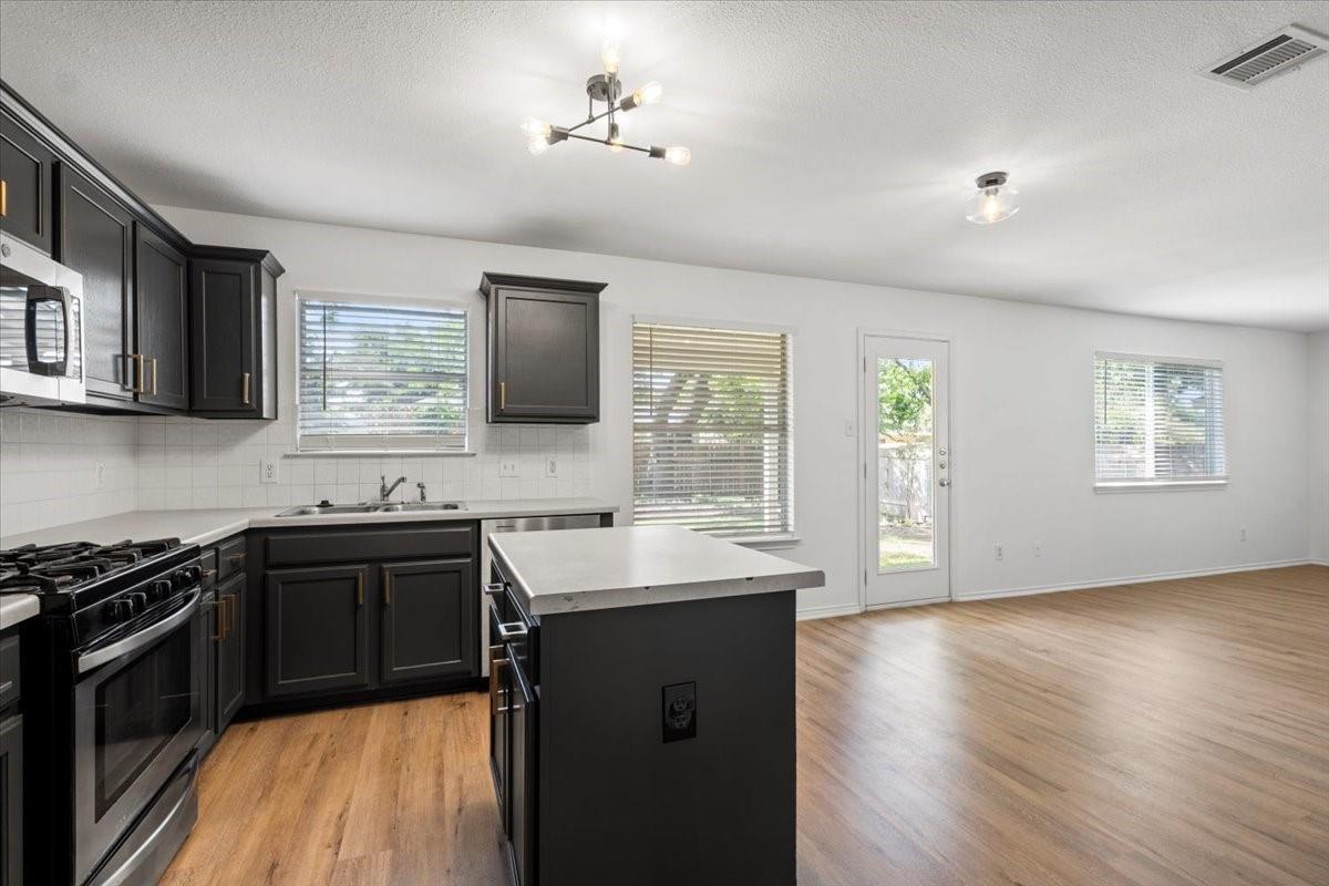 2219 Ada Ln, Round Rock, TX 78664