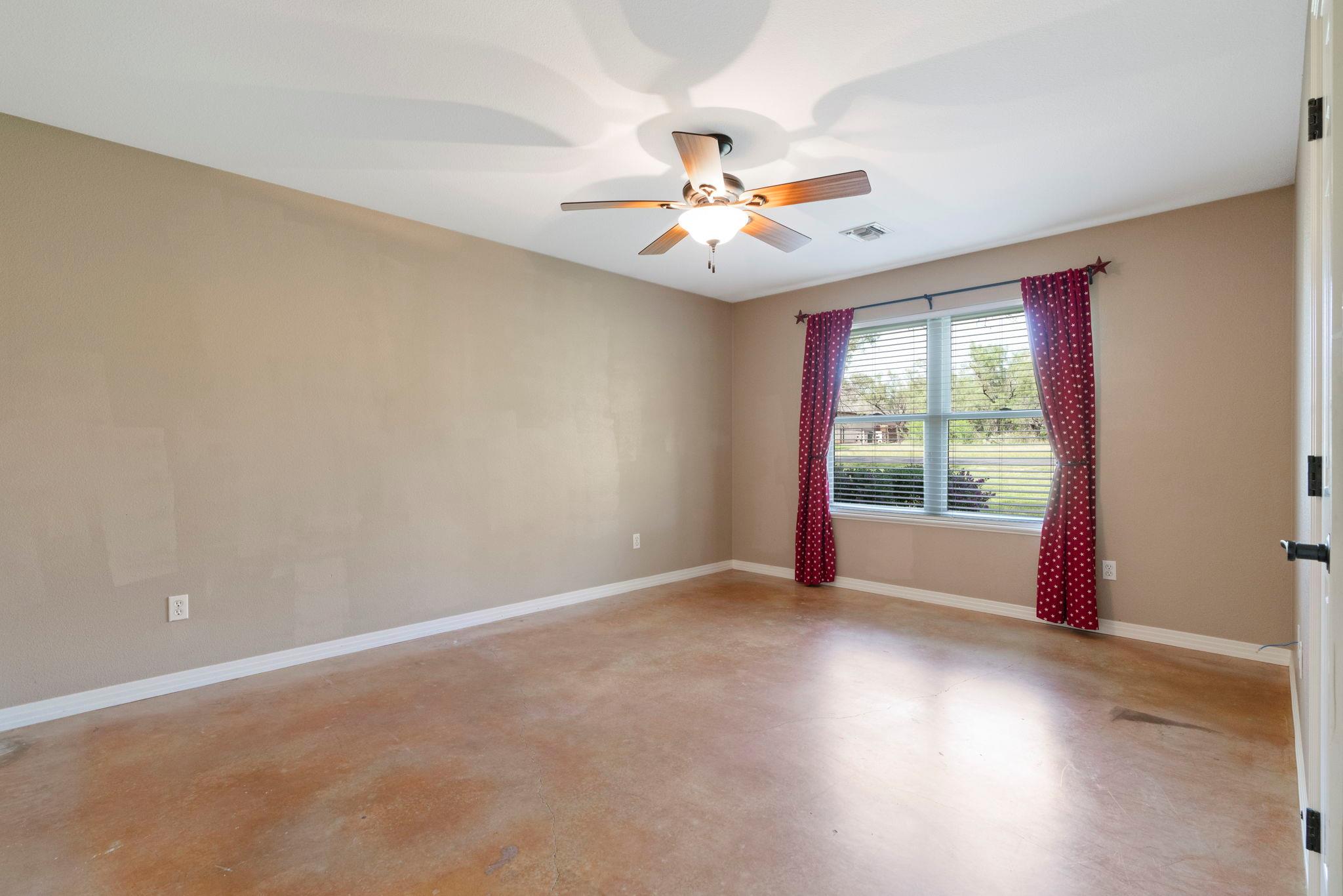 1237 Ridge Harbor Dr, Spicewood, TX 78669