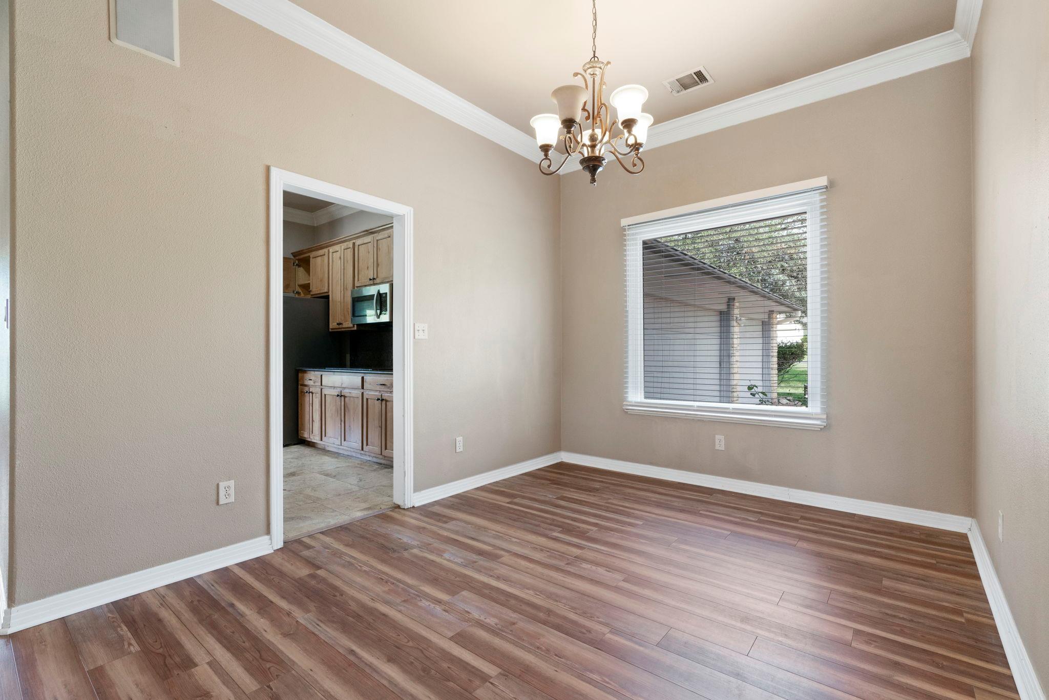 1237 Ridge Harbor Dr, Spicewood, TX 78669