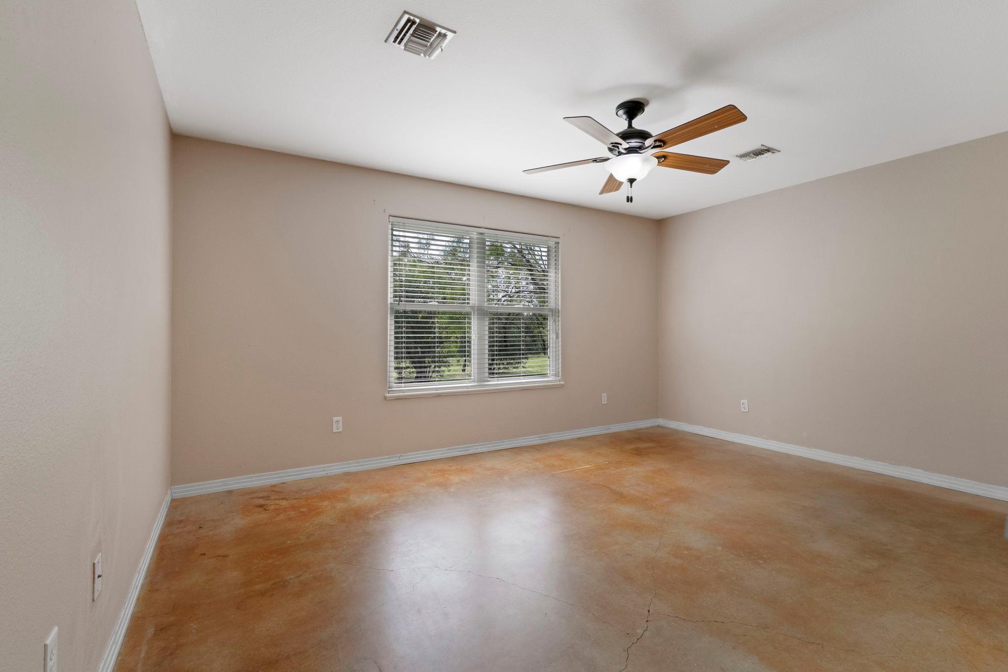 1237 Ridge Harbor Dr, Spicewood, TX 78669