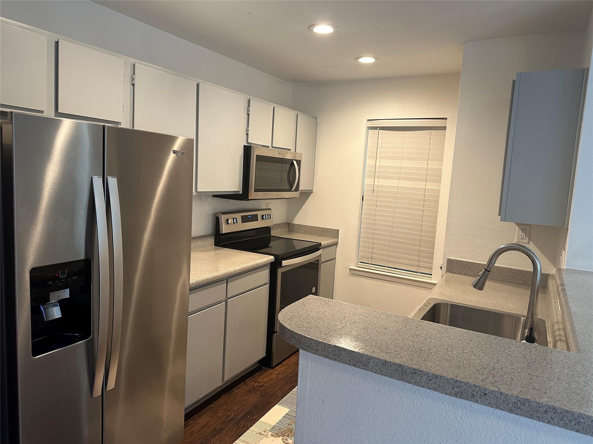 4500 E Oltorf St # 105, Austin, TX 78741