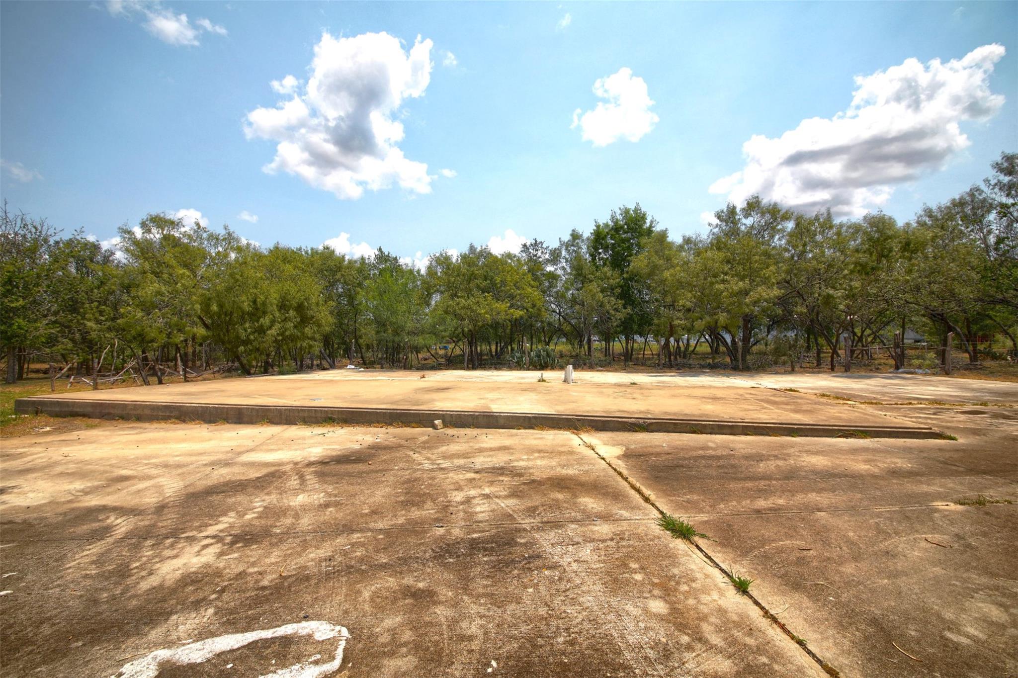 2336 FM 1854, Dale, TX 78616