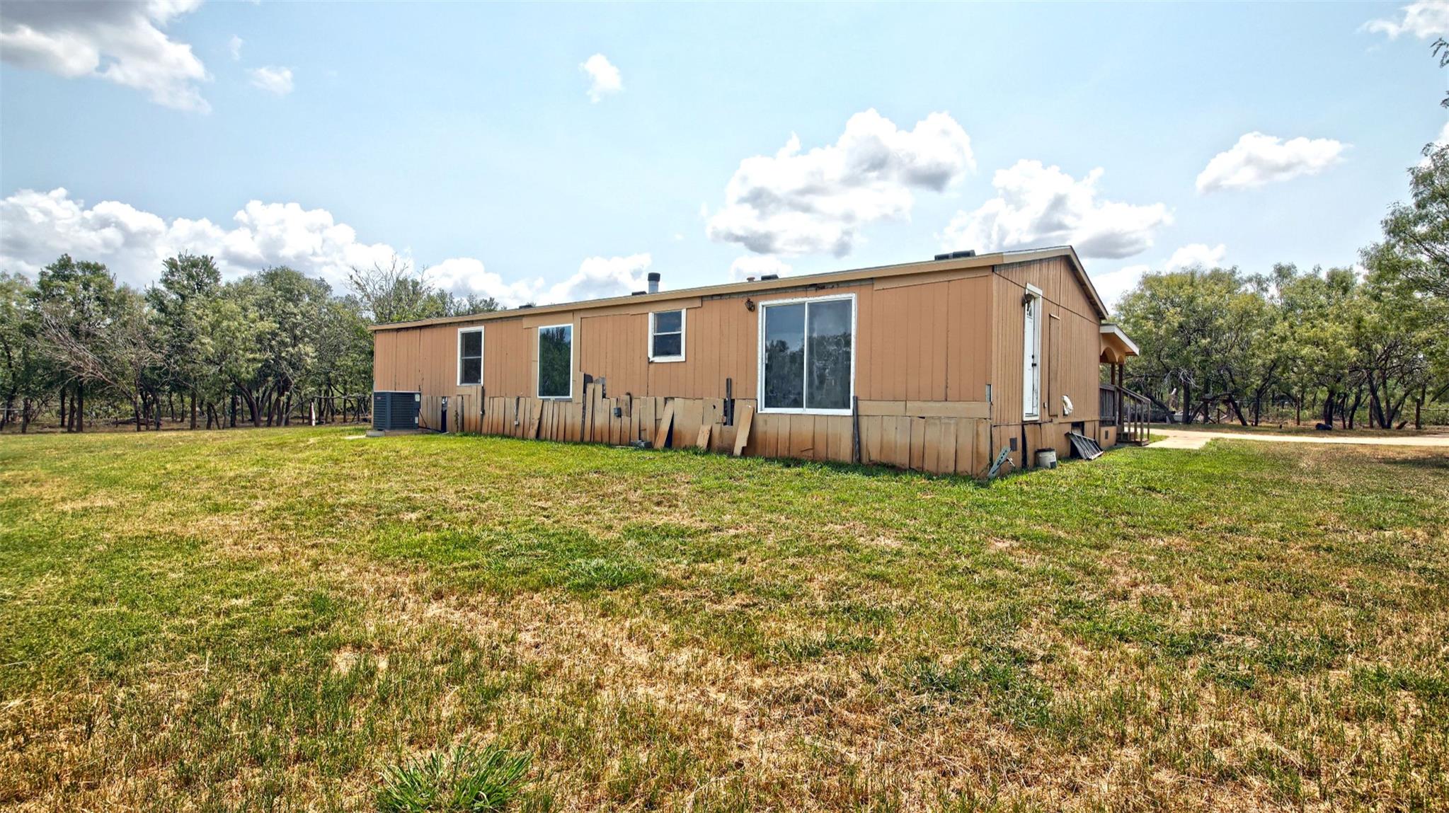 2336 FM 1854, Dale, TX 78616