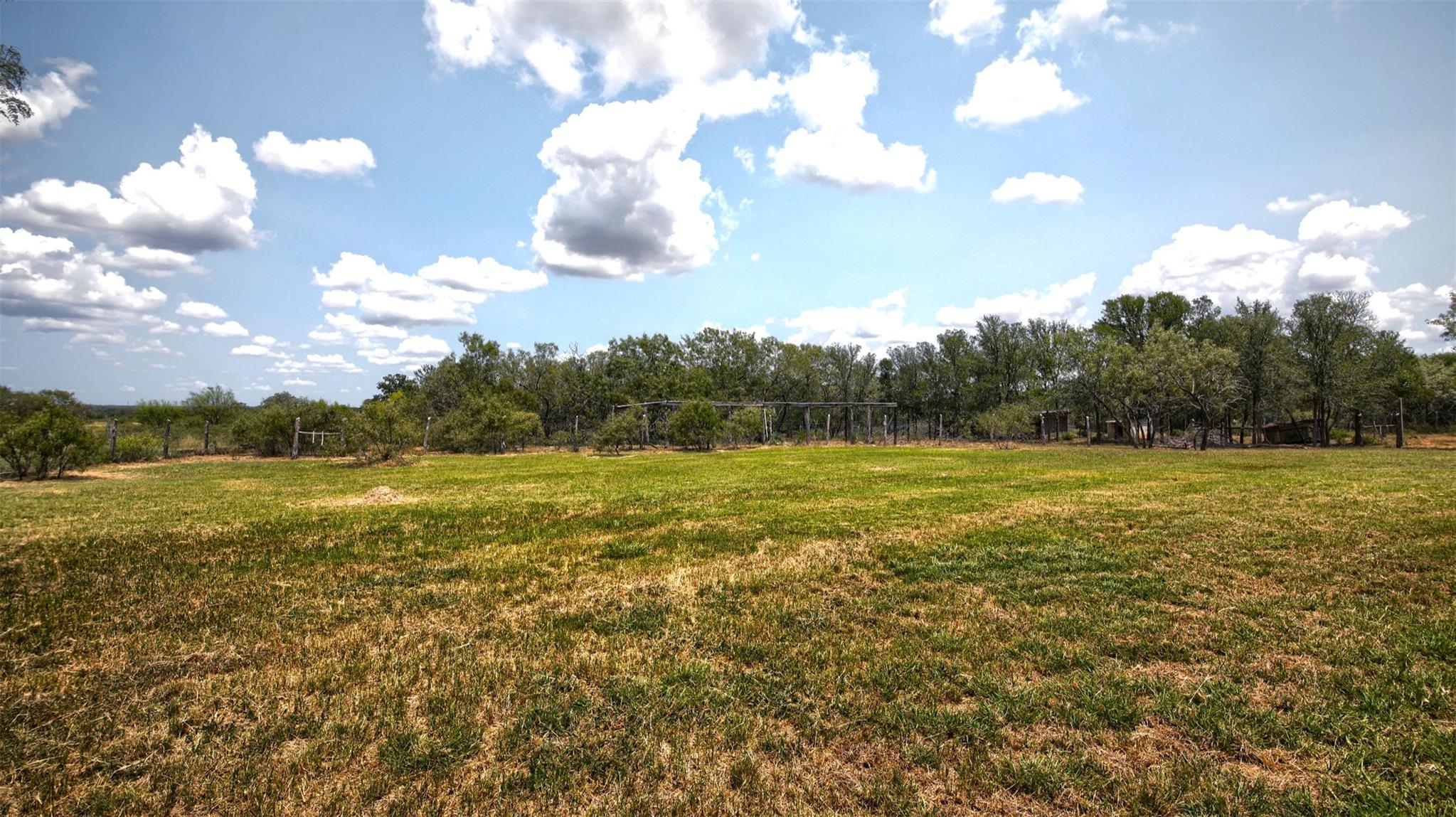 2336 FM 1854, Dale, TX 78616