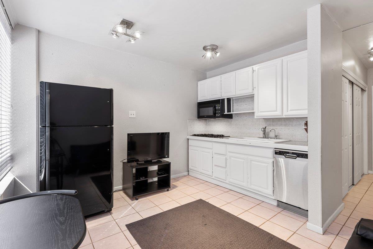 1212 Guadalupe St # 203, Austin, TX 78701