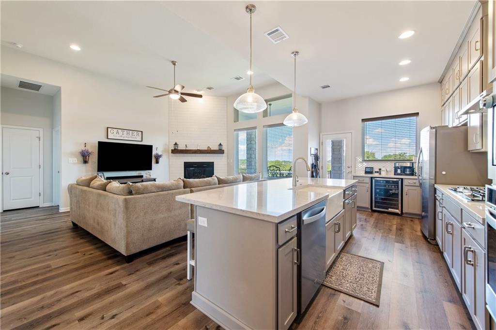 7117 Jument Dr, Austin, TX 78738