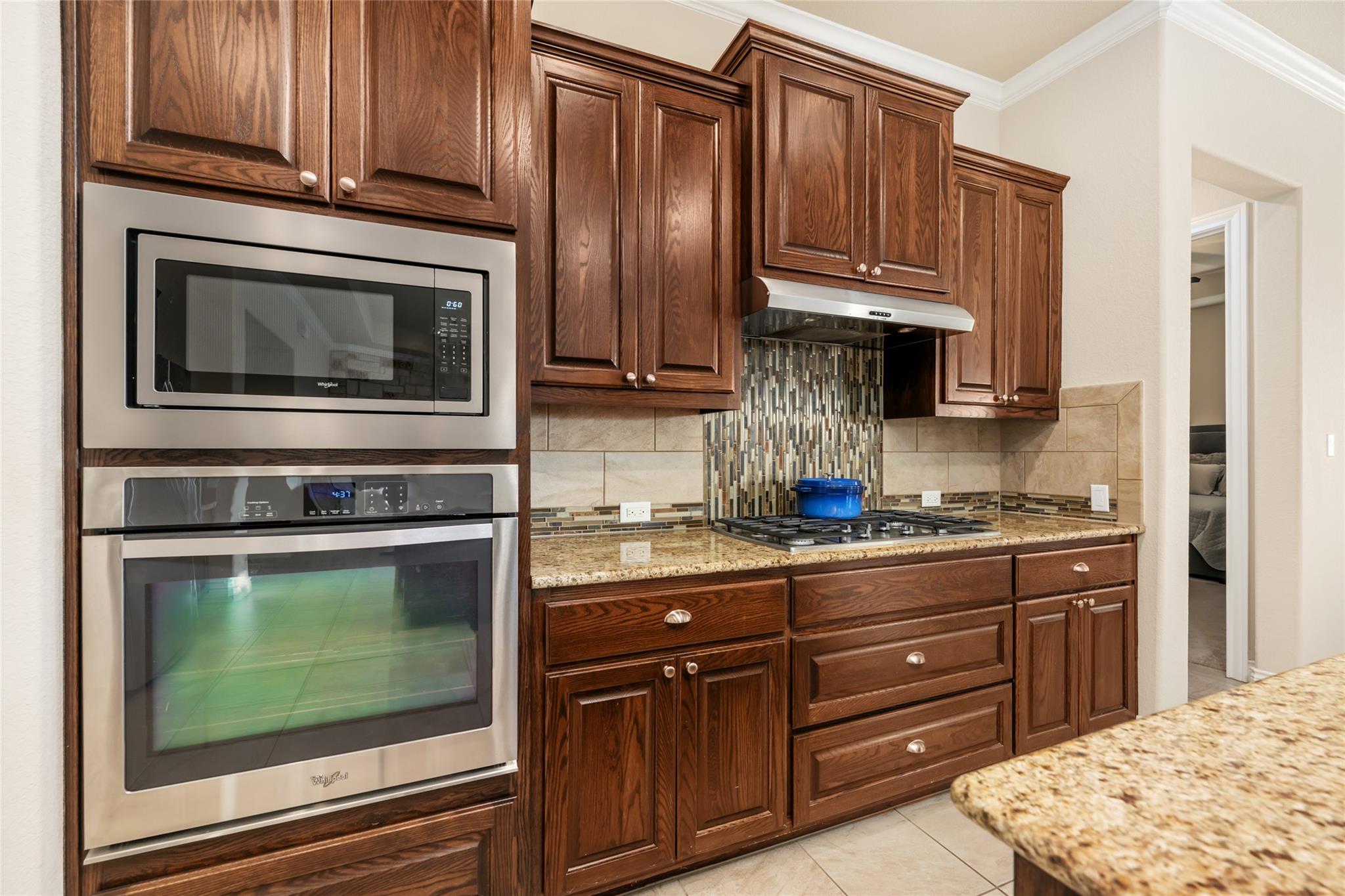 701 W Majestic Oak Ln, Georgetown, TX 78633