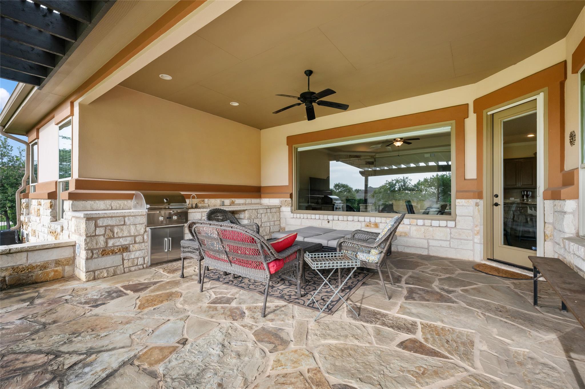 701 W Majestic Oak Ln, Georgetown, TX 78633