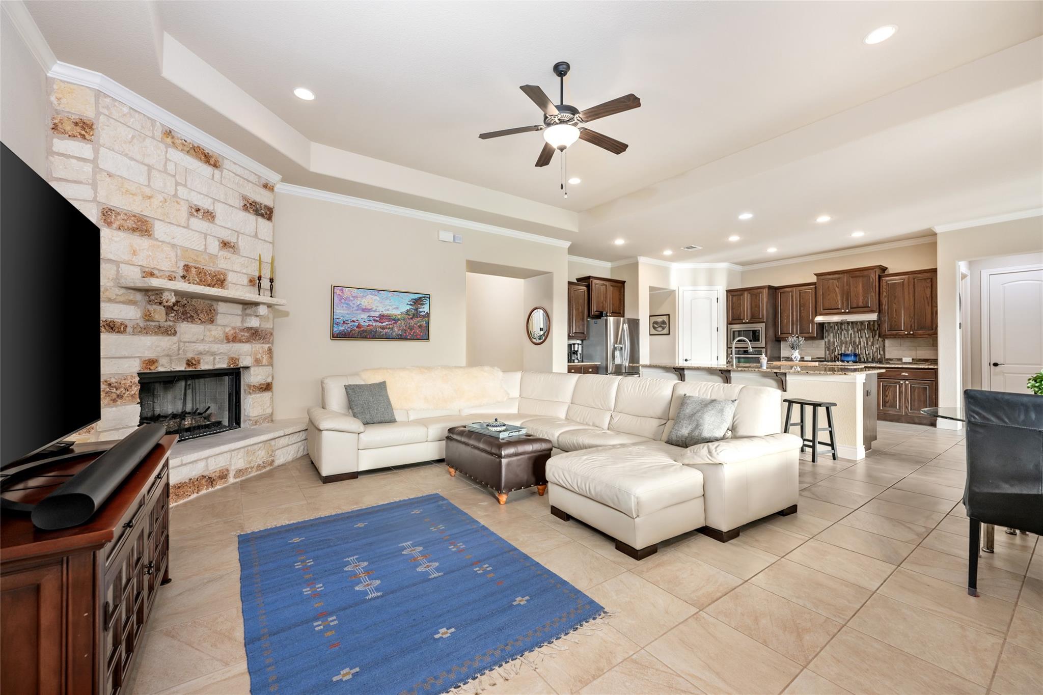 701 W Majestic Oak Ln, Georgetown, TX 78633