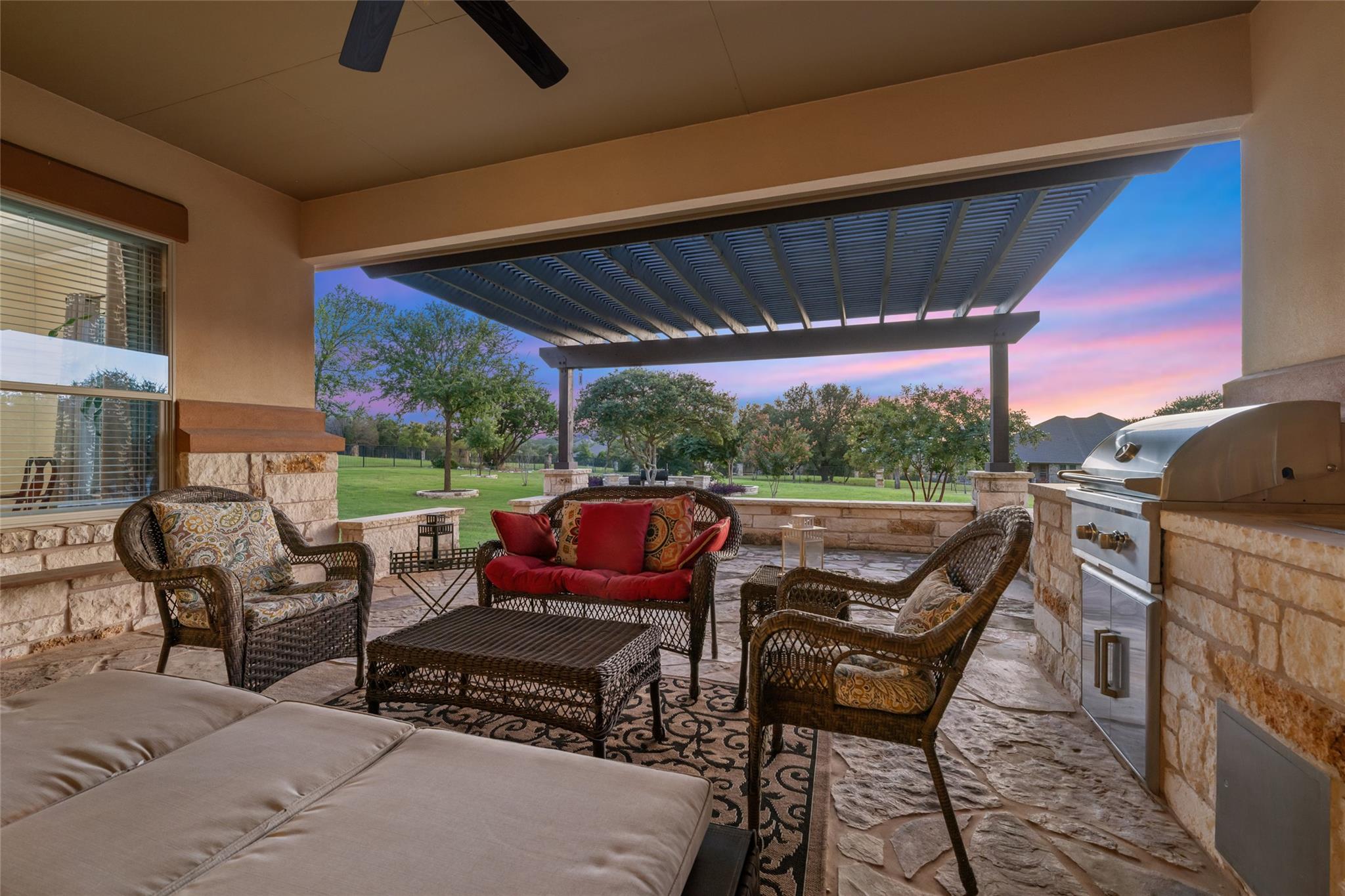 701 W Majestic Oak Ln, Georgetown, TX 78633