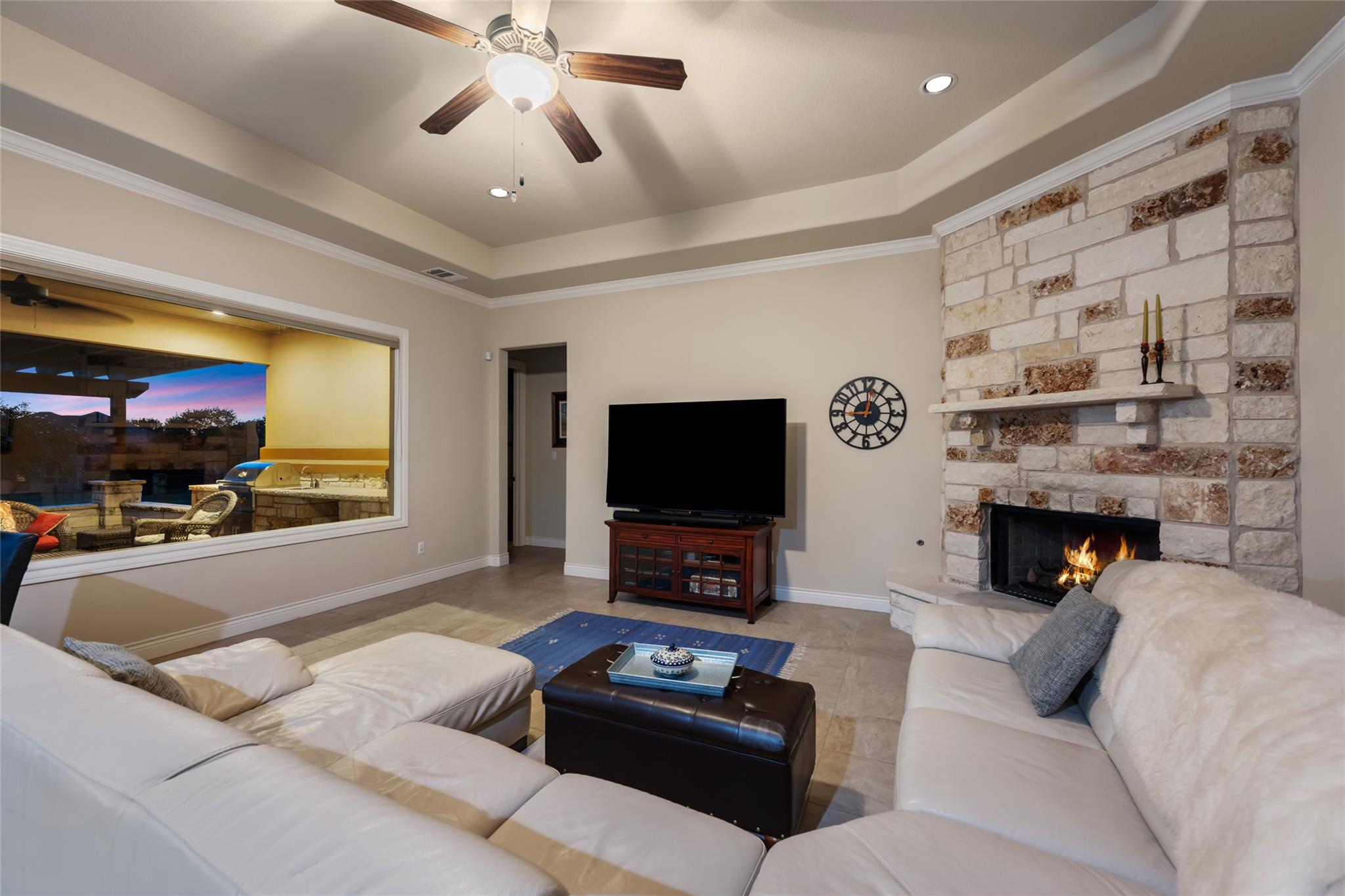 701 W Majestic Oak Ln, Georgetown, TX 78633