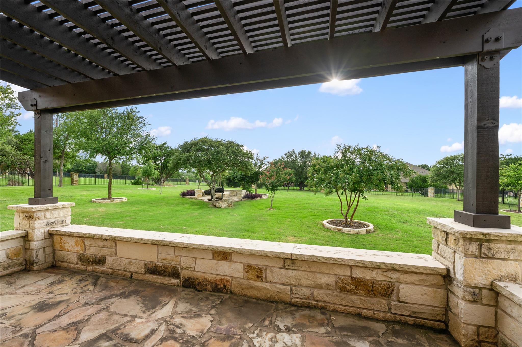 701 W Majestic Oak Ln, Georgetown, TX 78633