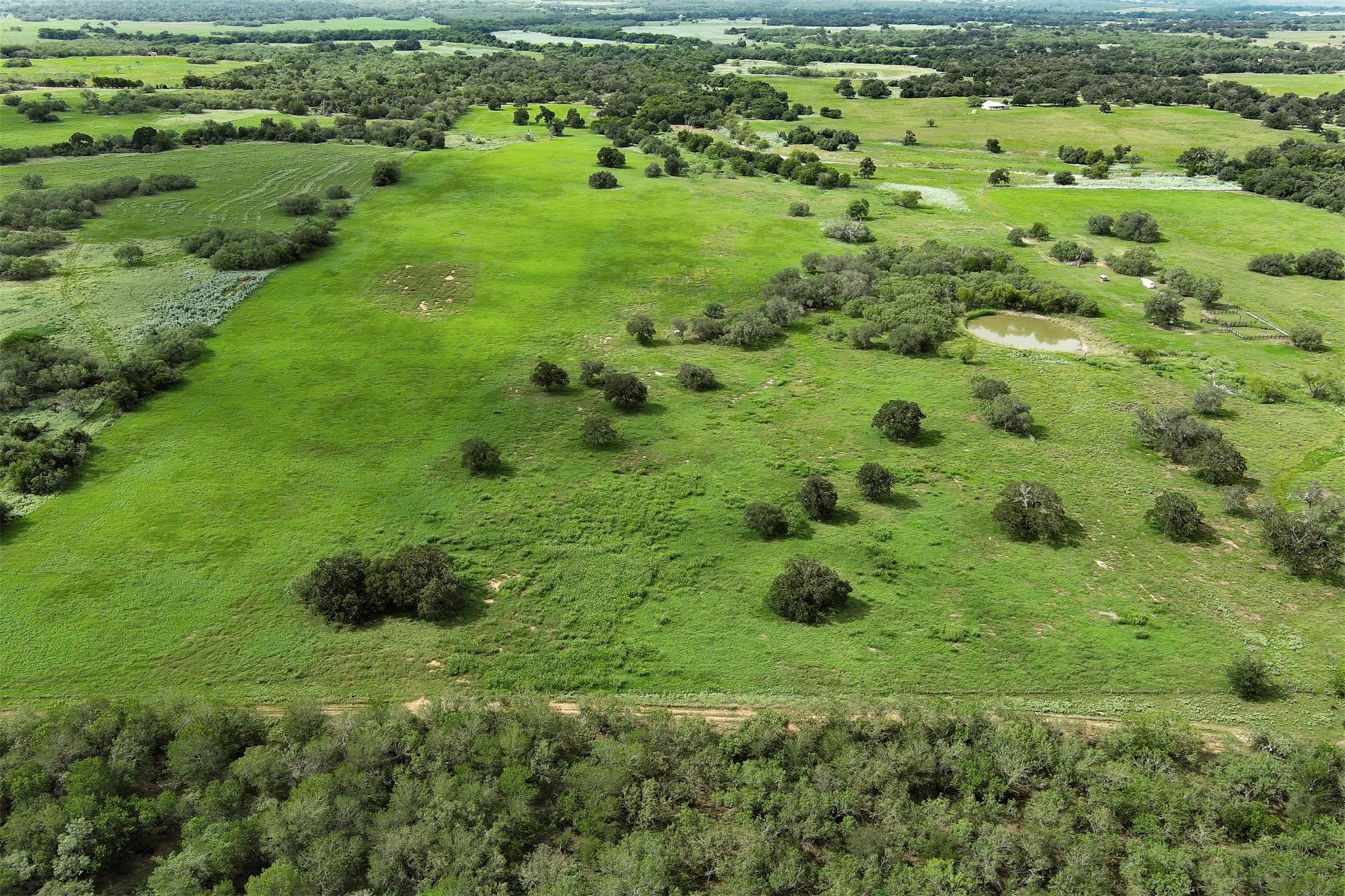 0 Cr 121, Leesville, TX 78140