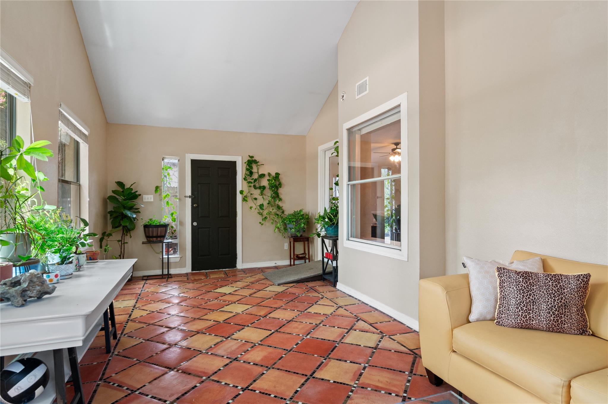 2606 Bradley Ln, Round Rock, TX 78664