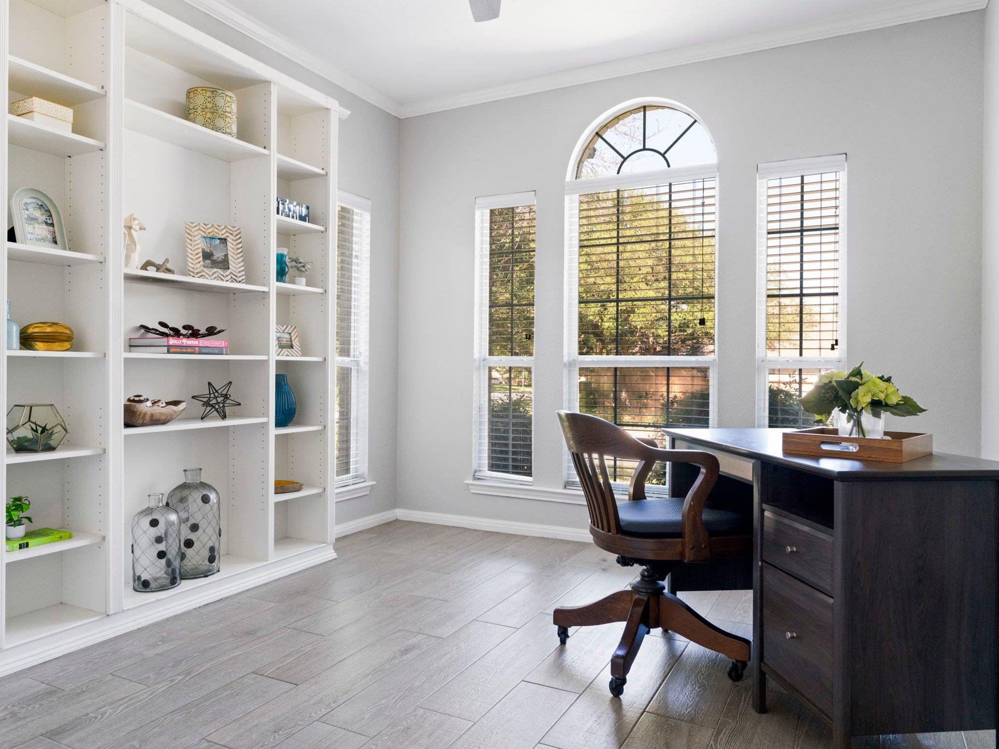 11800 Yarbrough Dr, Austin, TX 78748