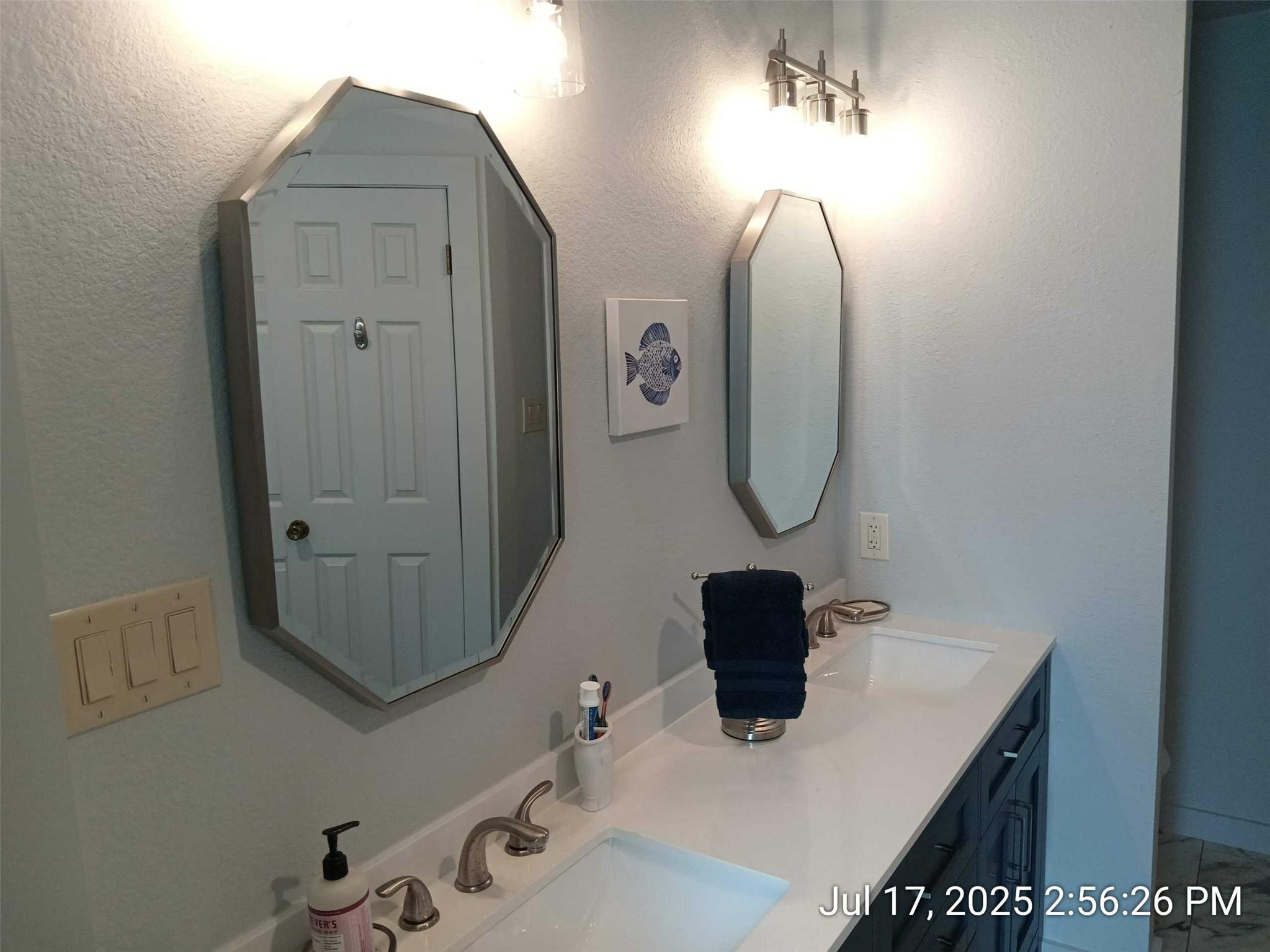 1712 Creek Bend Cir, Round Rock, TX 78681