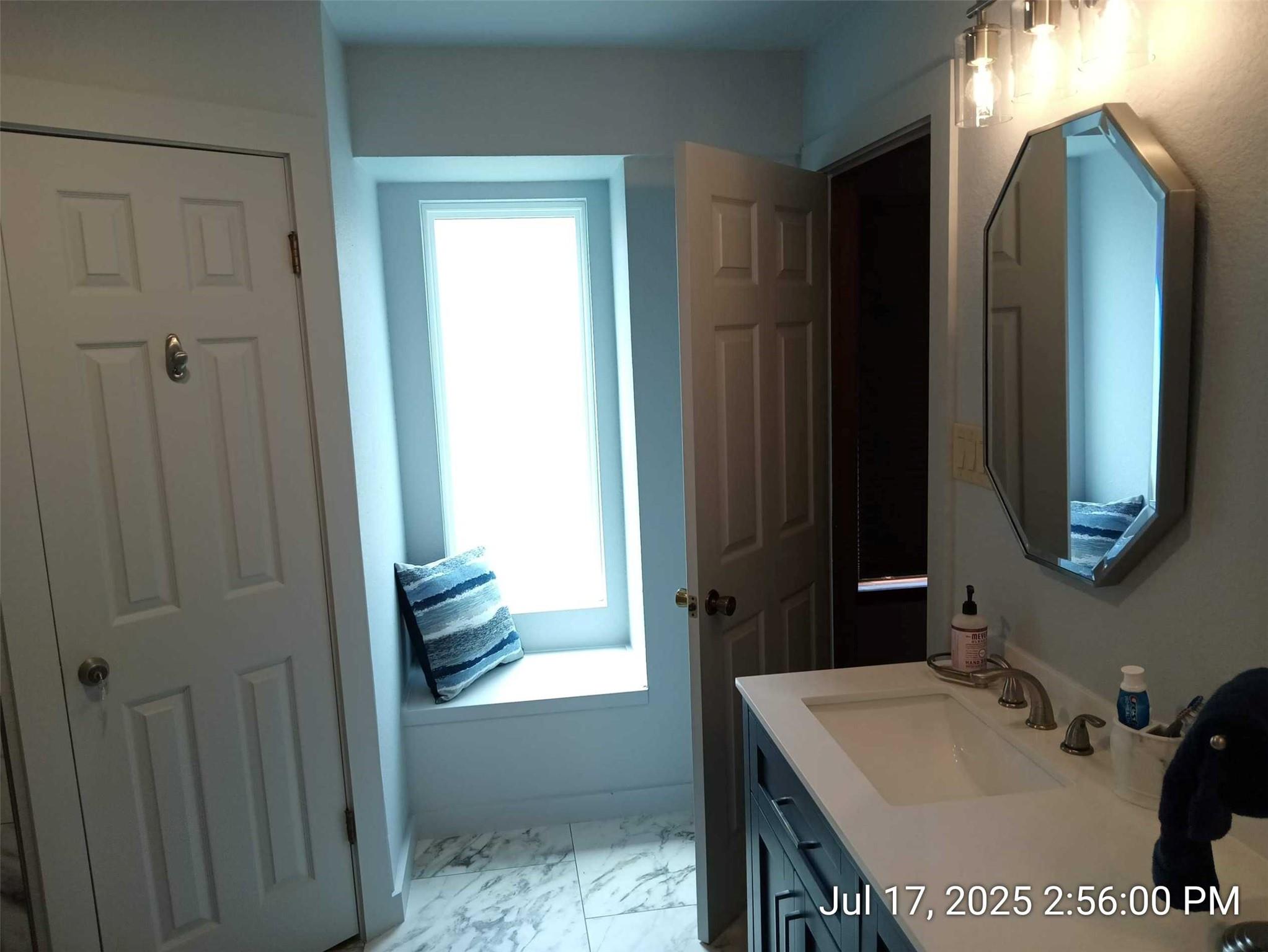 1712 Creek Bend Cir, Round Rock, TX 78681