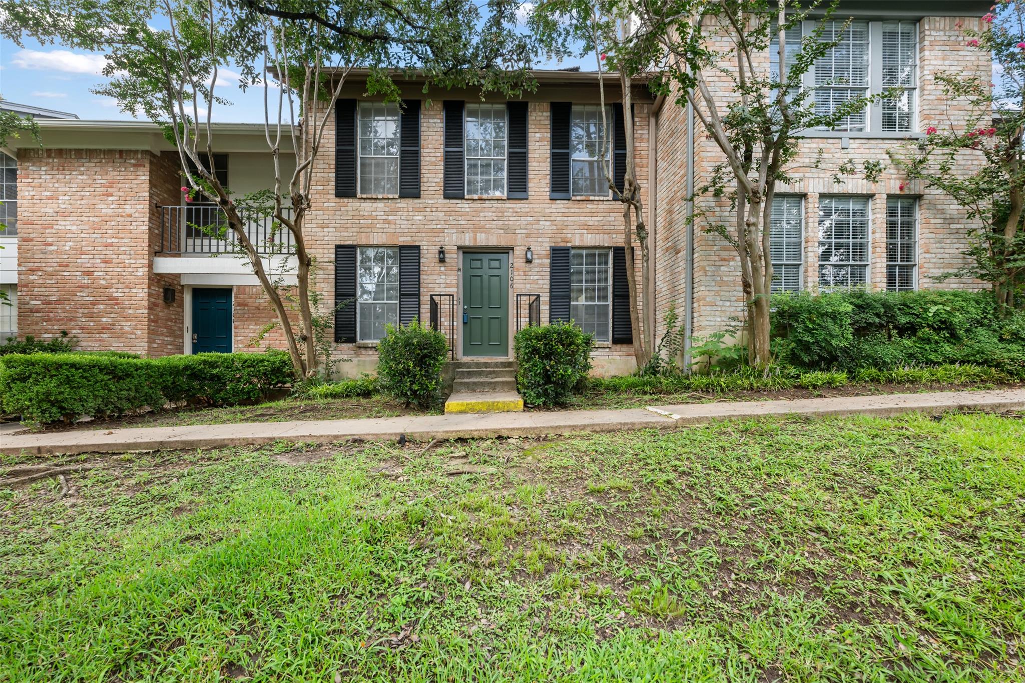 2106 Morley Dr # 141, Austin, TX 78752