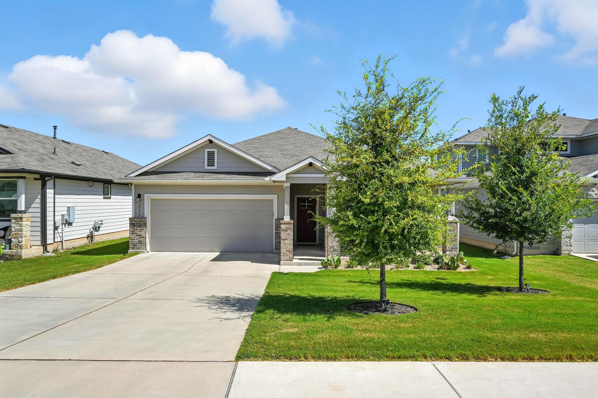 233 Lavaca River Ln, Hutto, TX 78634