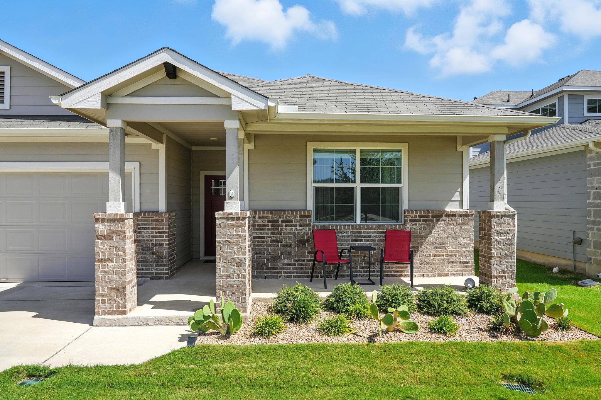233 Lavaca River Ln, Hutto, TX 78634