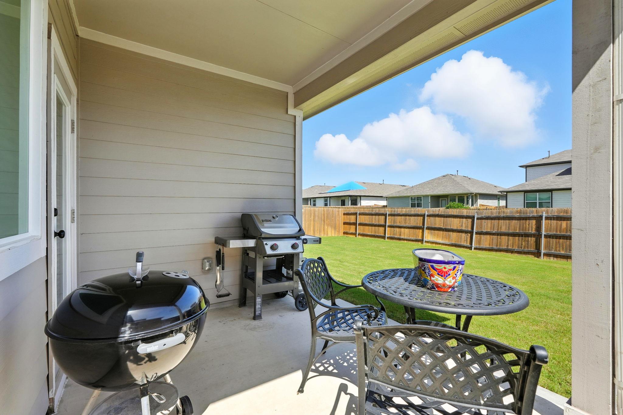 233 Lavaca River Ln, Hutto, TX 78634
