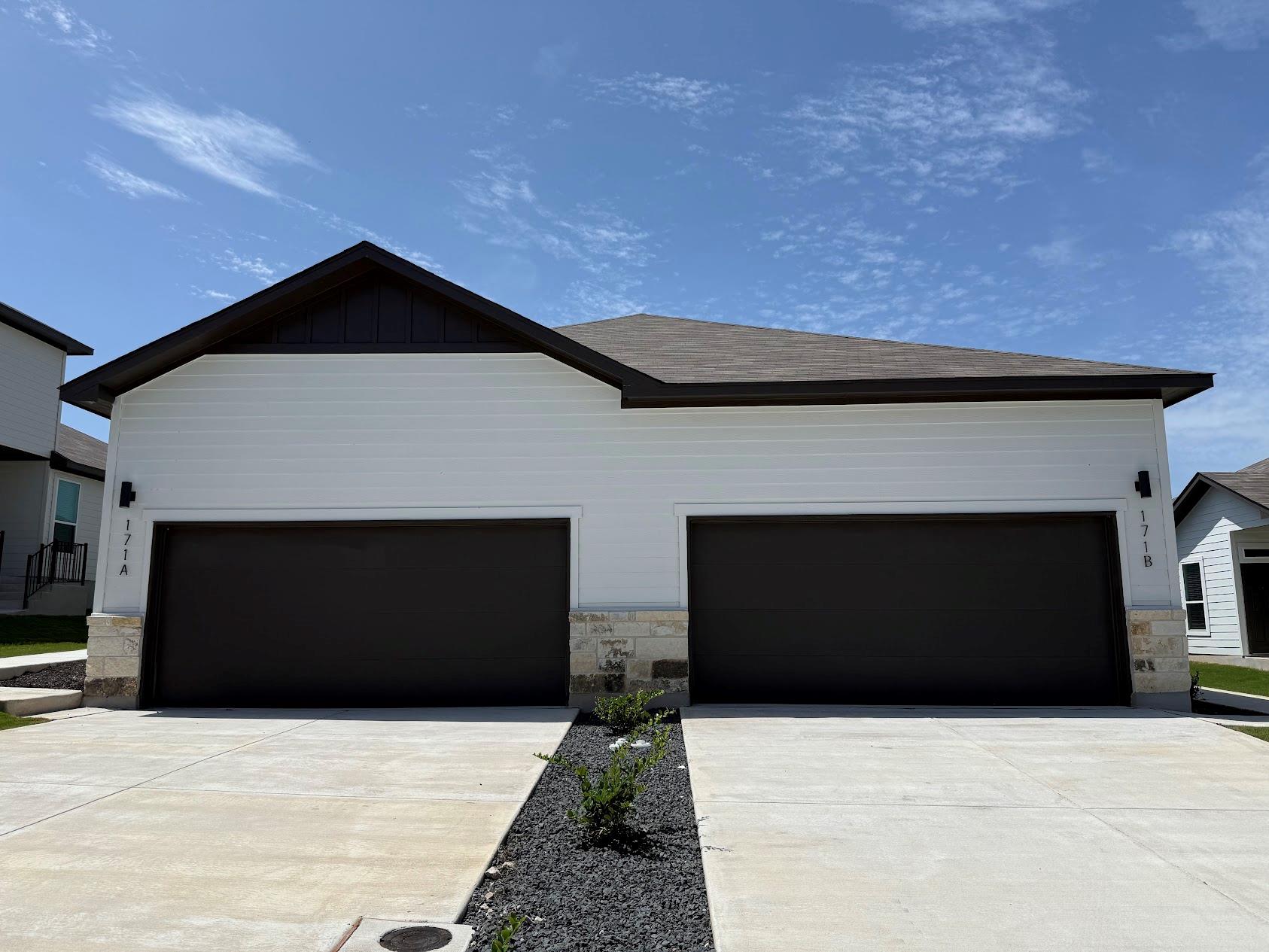 171 Schrader Dr # A, Buda, TX 78610