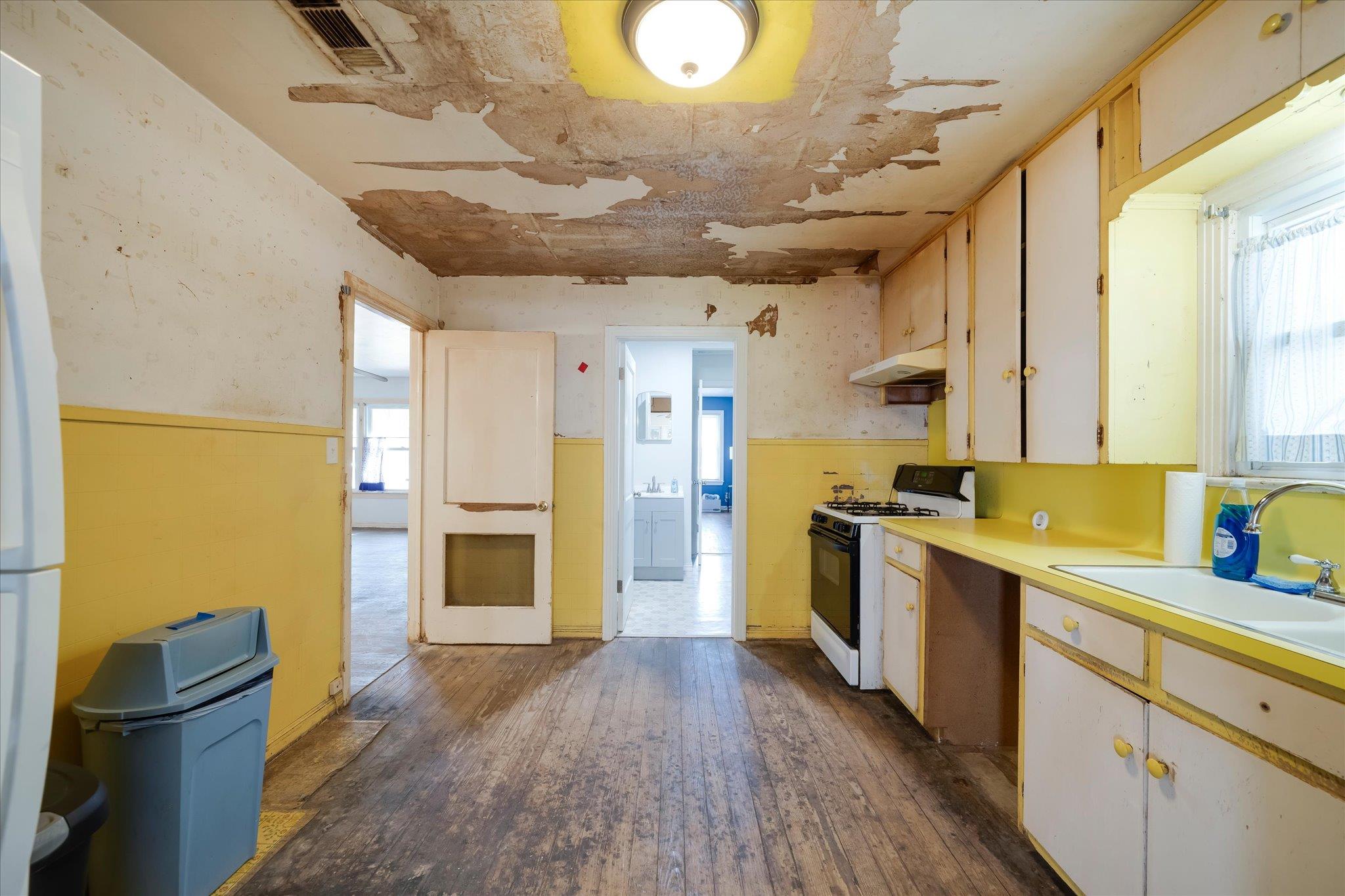 1206 Ruth Ave, Austin, TX 78757