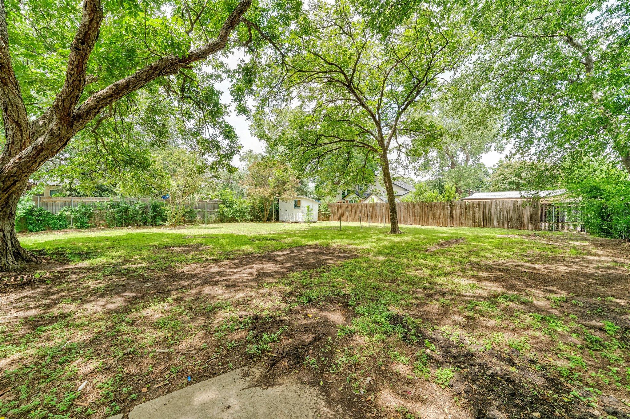 1206 Ruth Ave, Austin, TX 78757