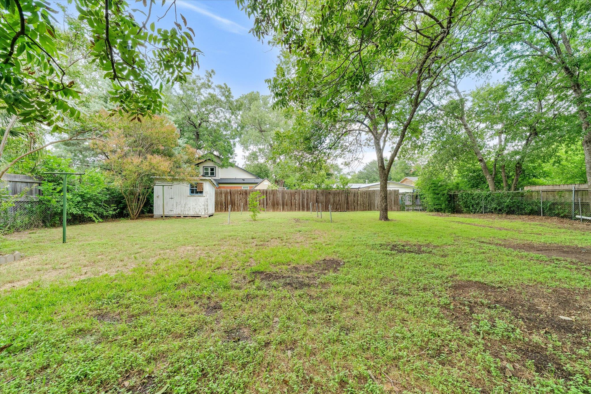 1206 Ruth Ave, Austin, TX 78757