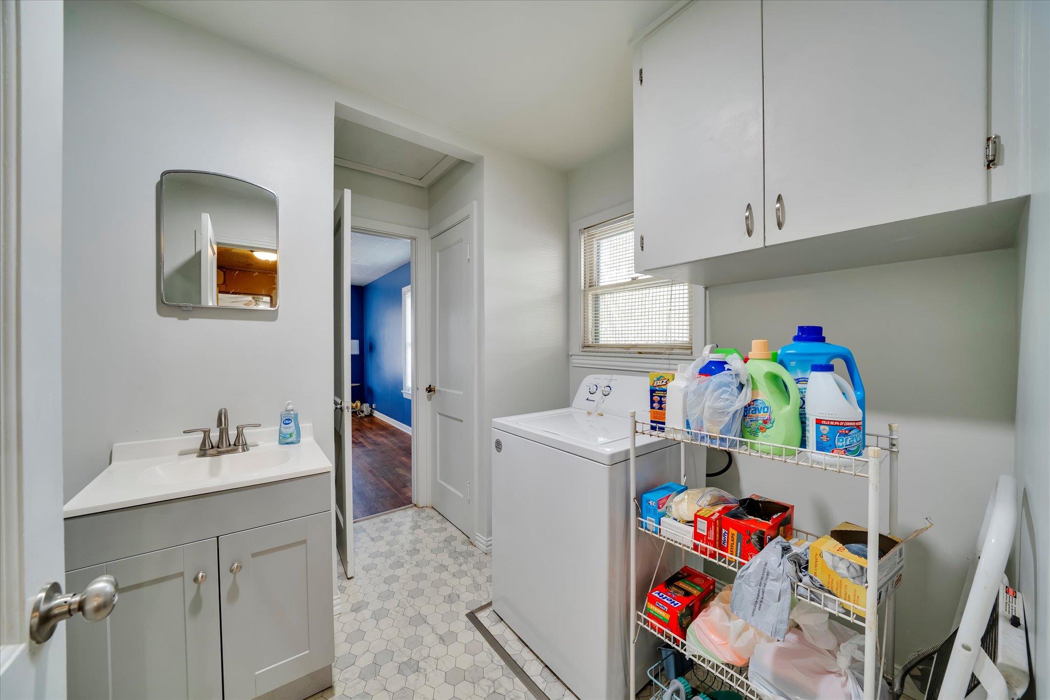 1206 Ruth Ave, Austin, TX 78757