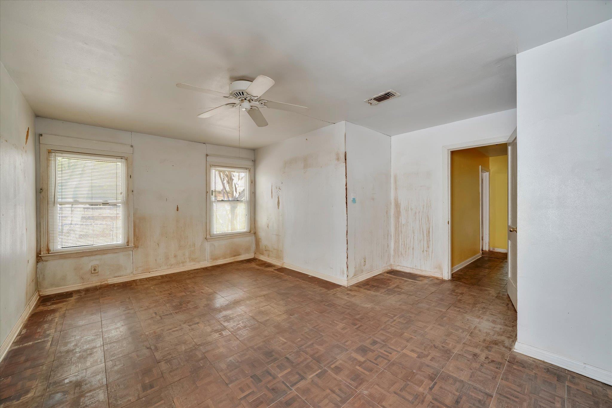 1206 Ruth Ave, Austin, TX 78757