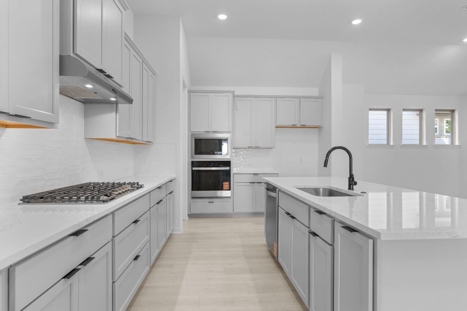 720 Sage Thrasher Cir, Dripping Springs, TX 78620