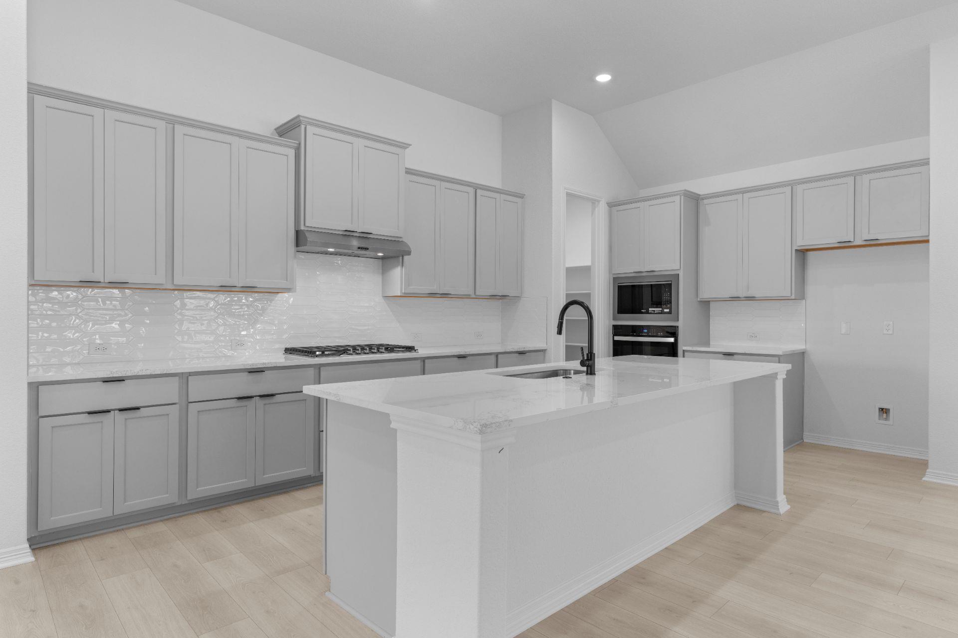 720 Sage Thrasher Cir, Dripping Springs, TX 78620